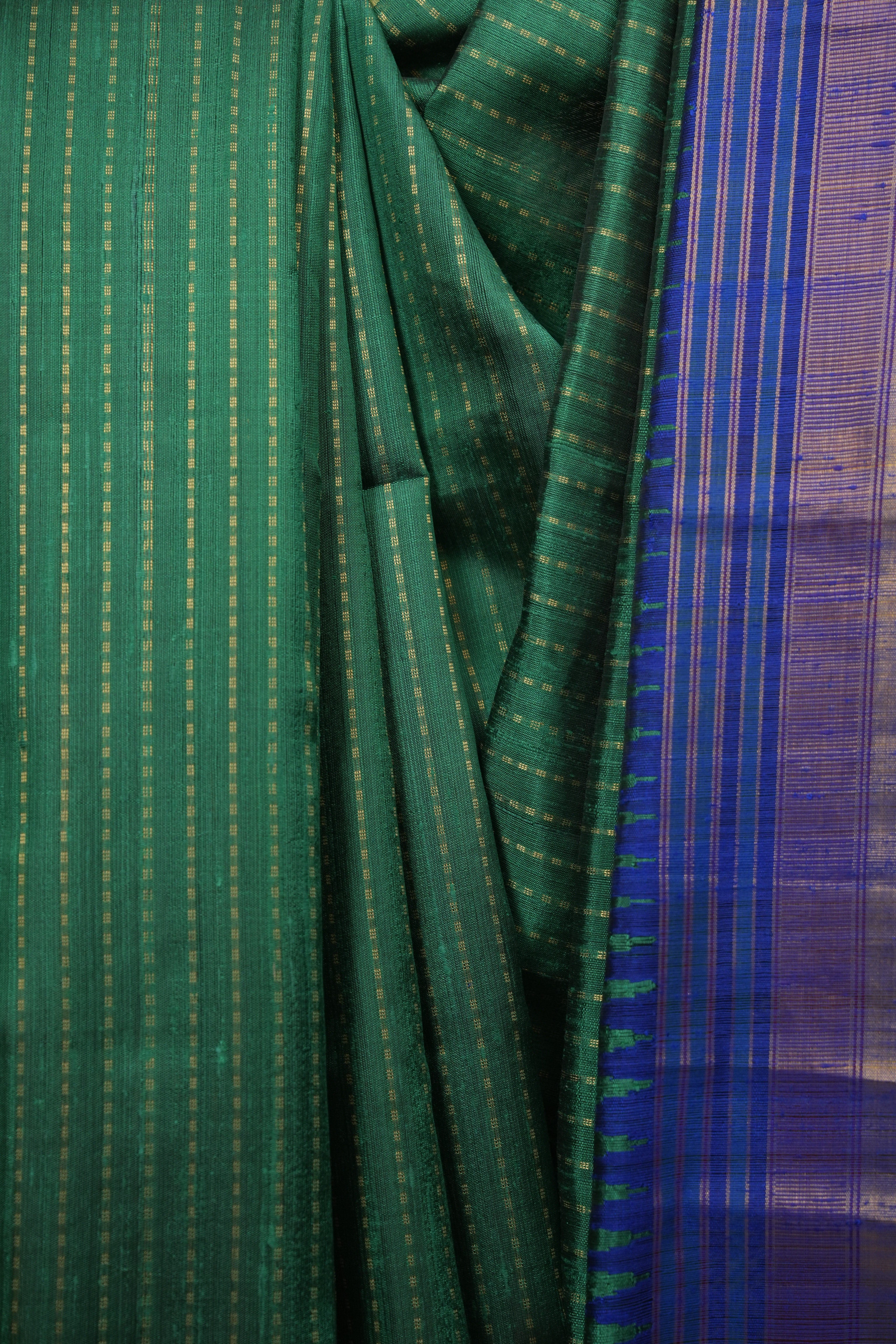 Green Raw Silk Saree - SRGRSS1146