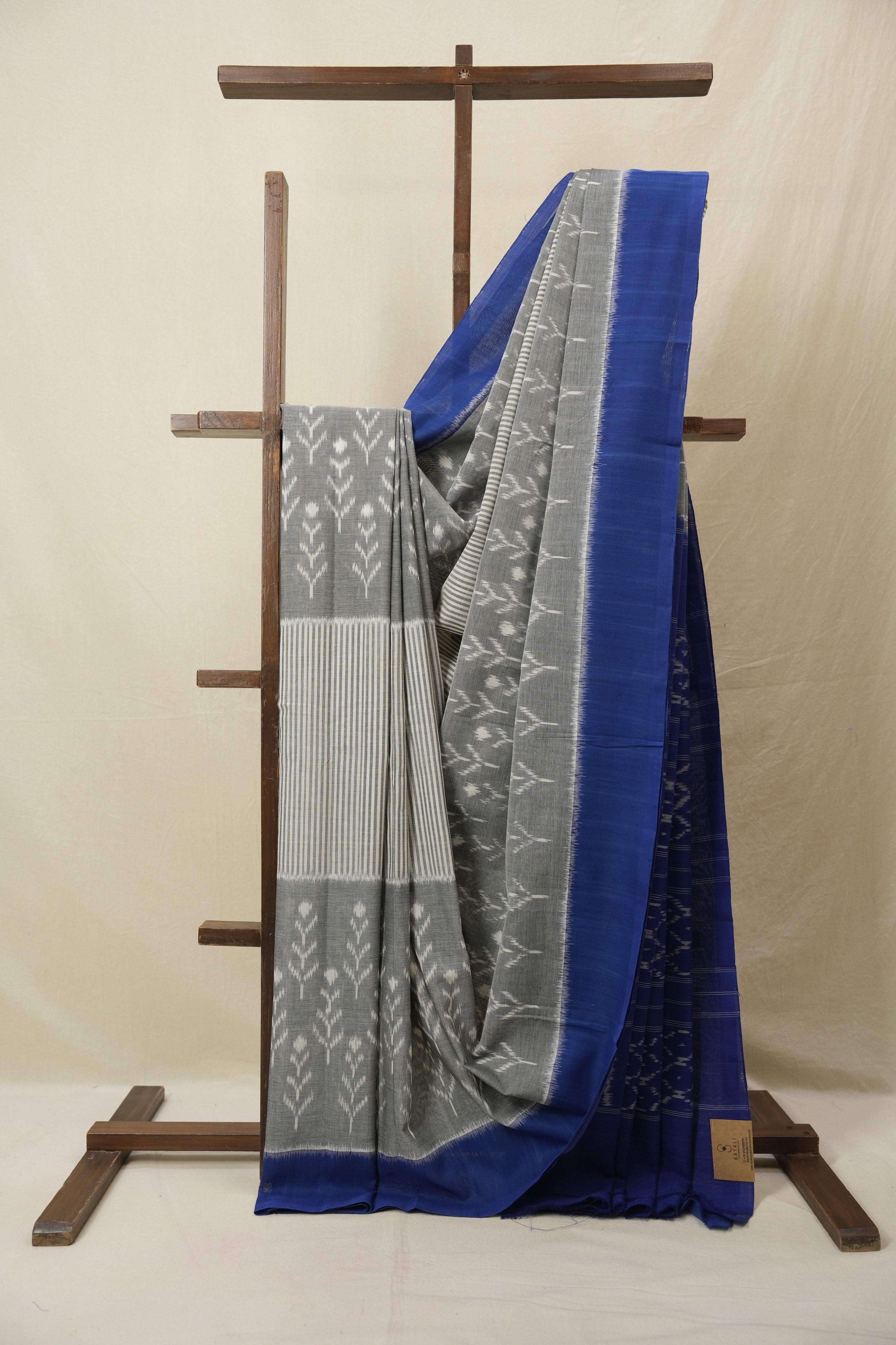 Grey Pochampalli Cotton Ikat Saree - SRWPCIS689