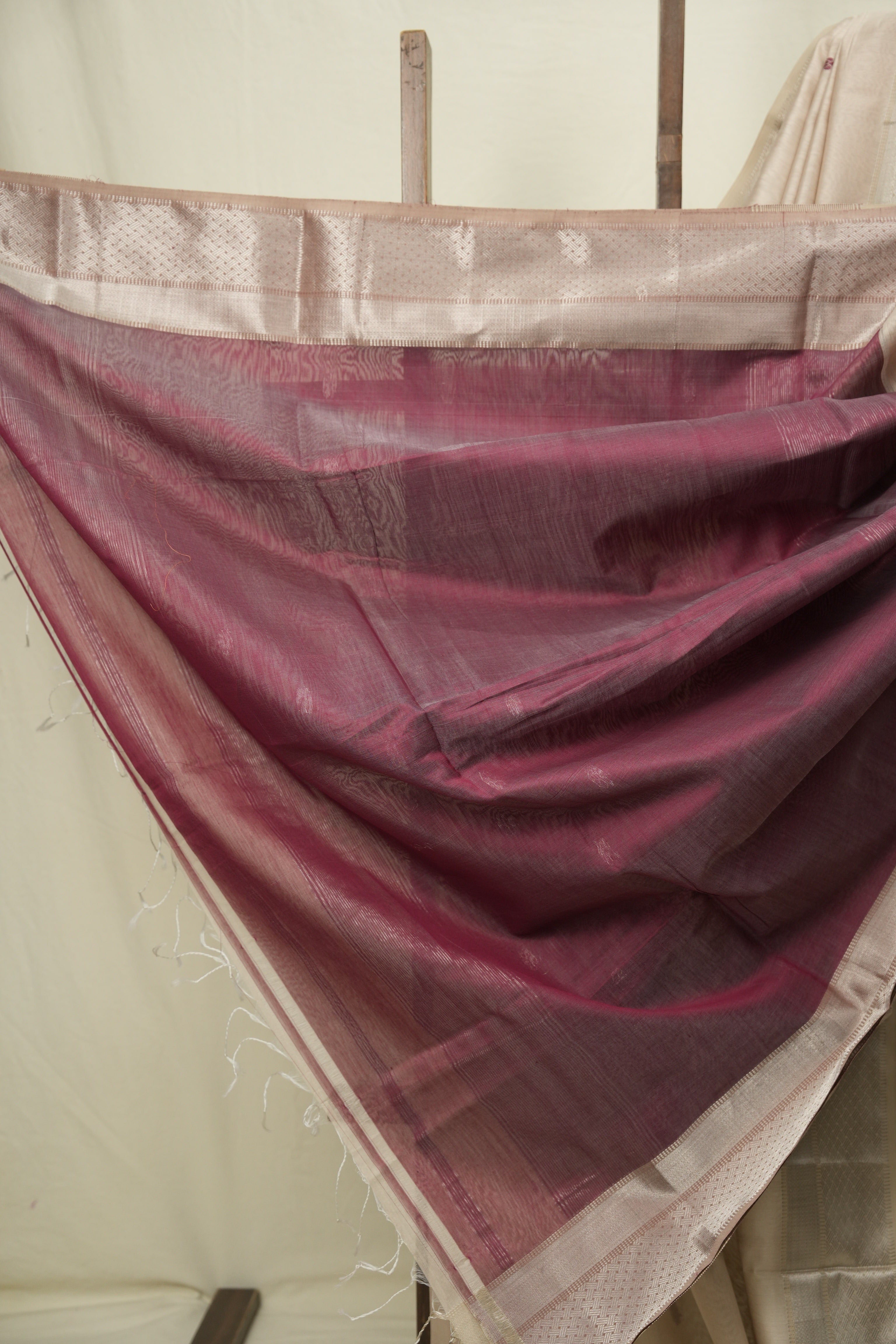Beige Maheshwari Saree - SRBMS1181