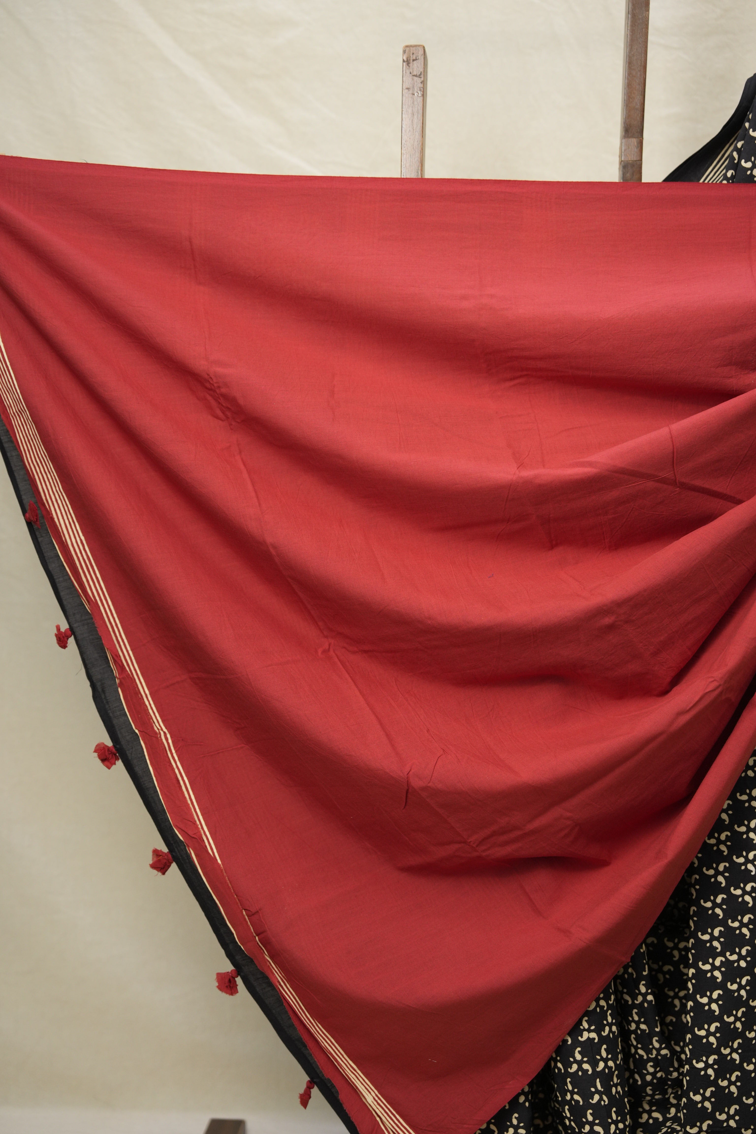 Black HBP Cotton Saree - SRBCS3049