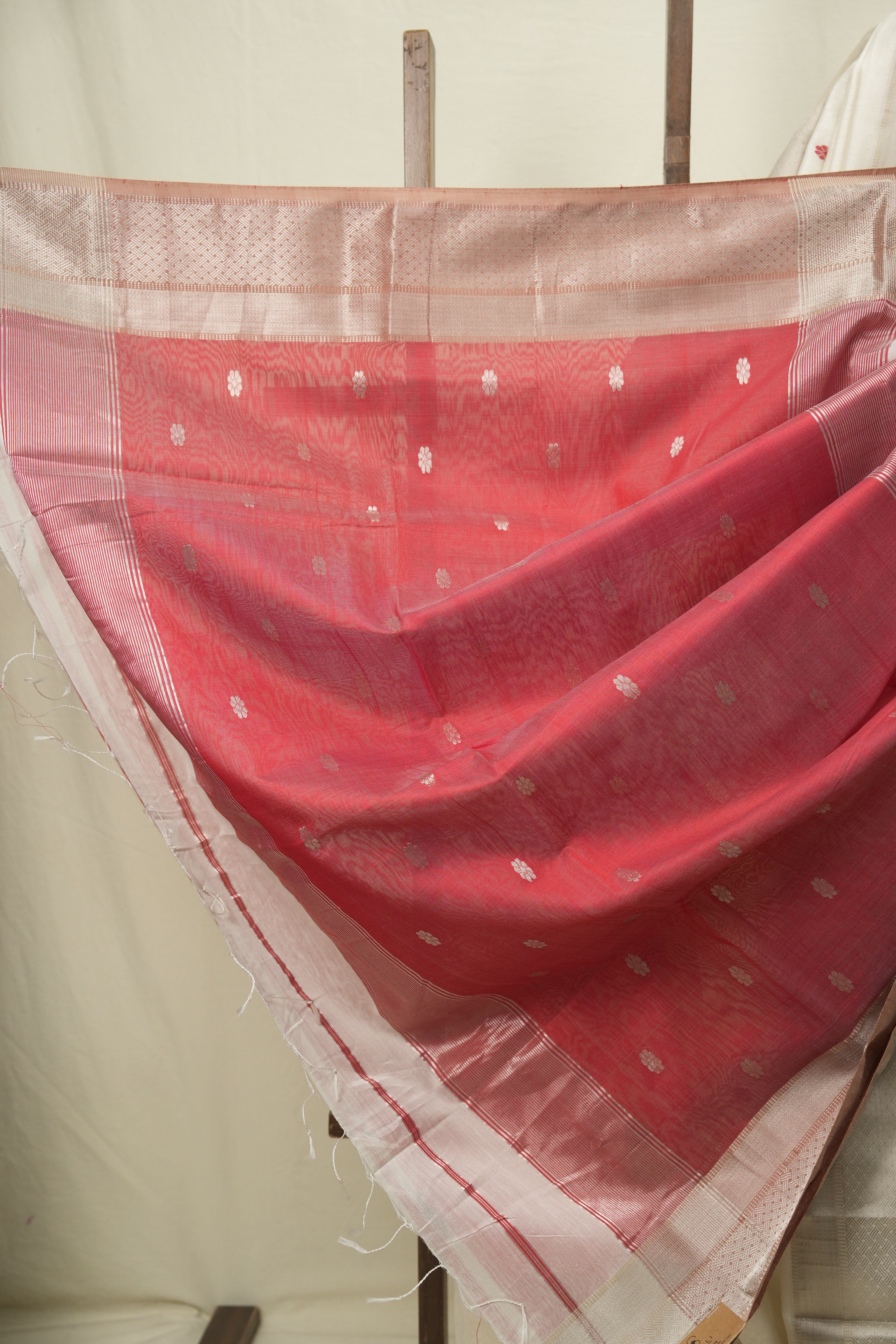 White Maheshwari Saree - SRWMS1184