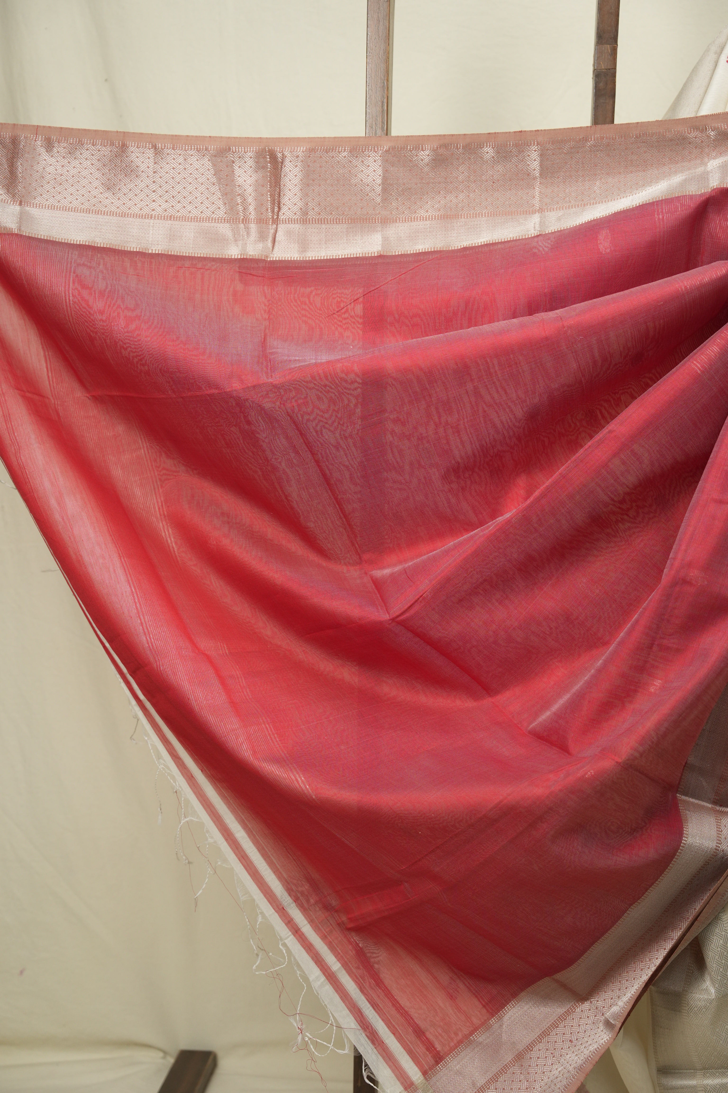 White Maheshwari Saree - SRWMS1184