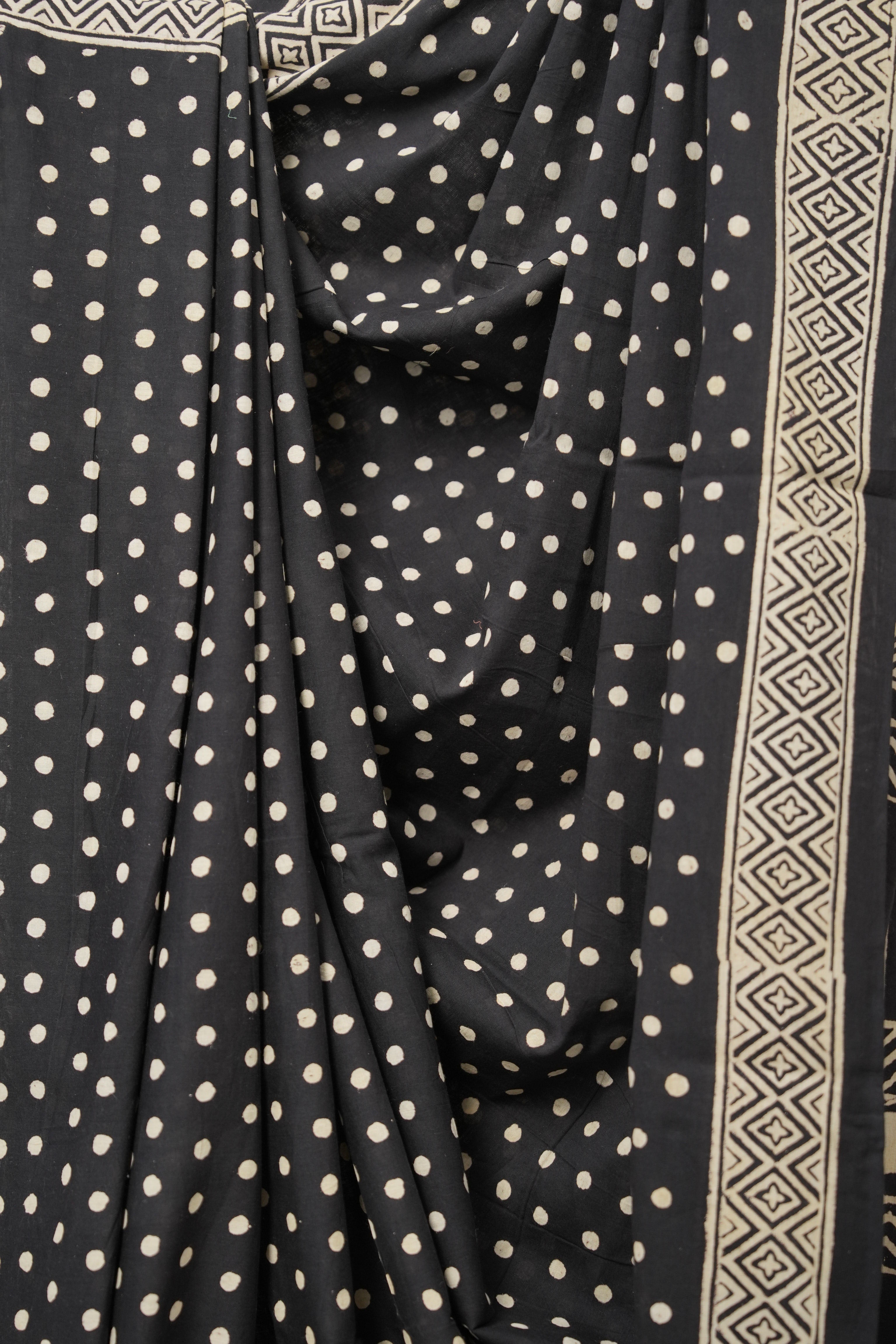 Black HBP Cotton Saree - SRBCS3053
