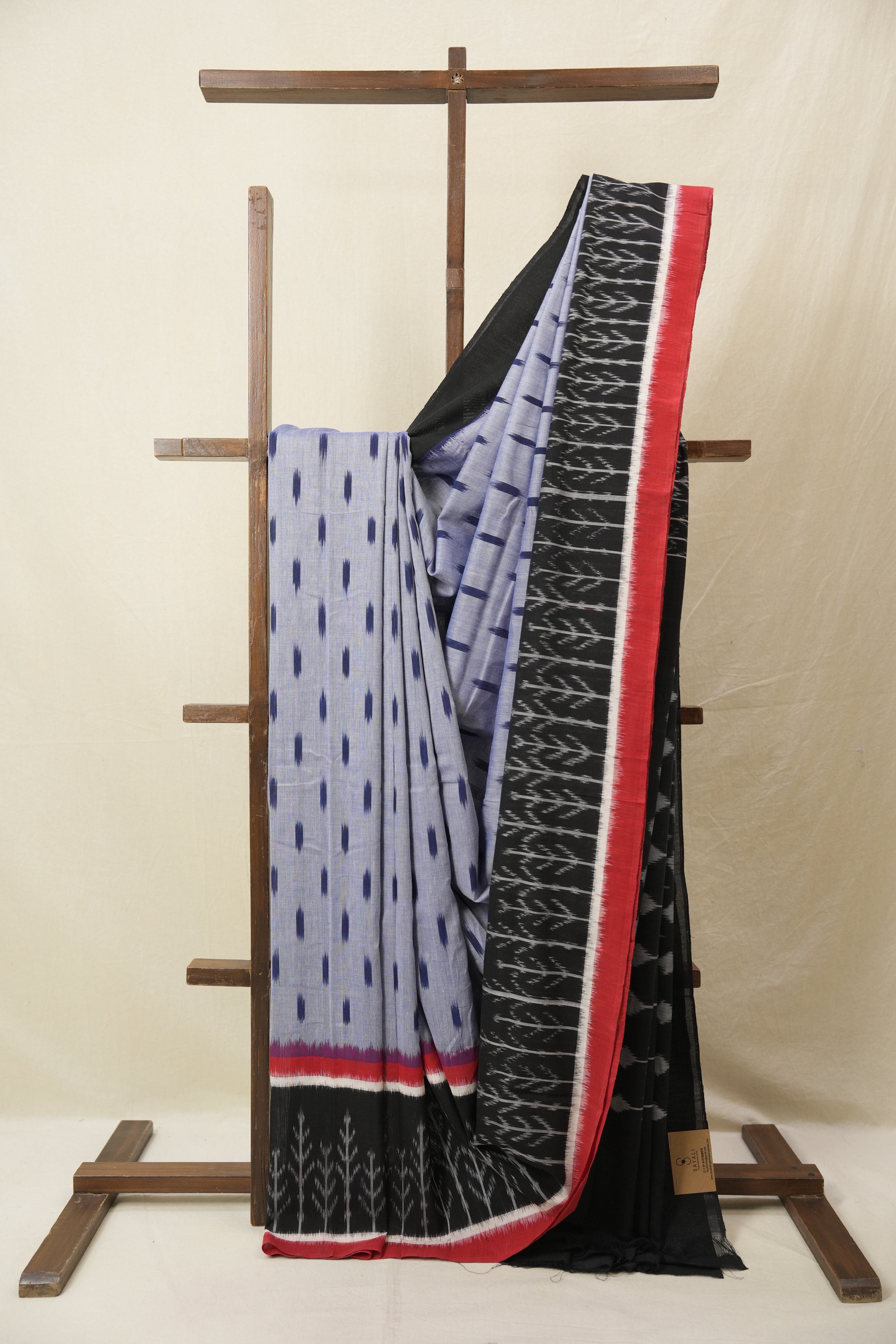 Ash Blue Pochampalli Cotton Ikat Saree - SRABPCIS687