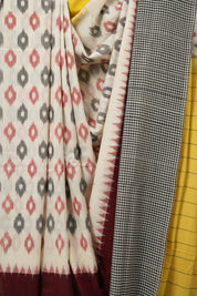White Pochampalli Cotton Ikat Saree - SRWPCIS666
