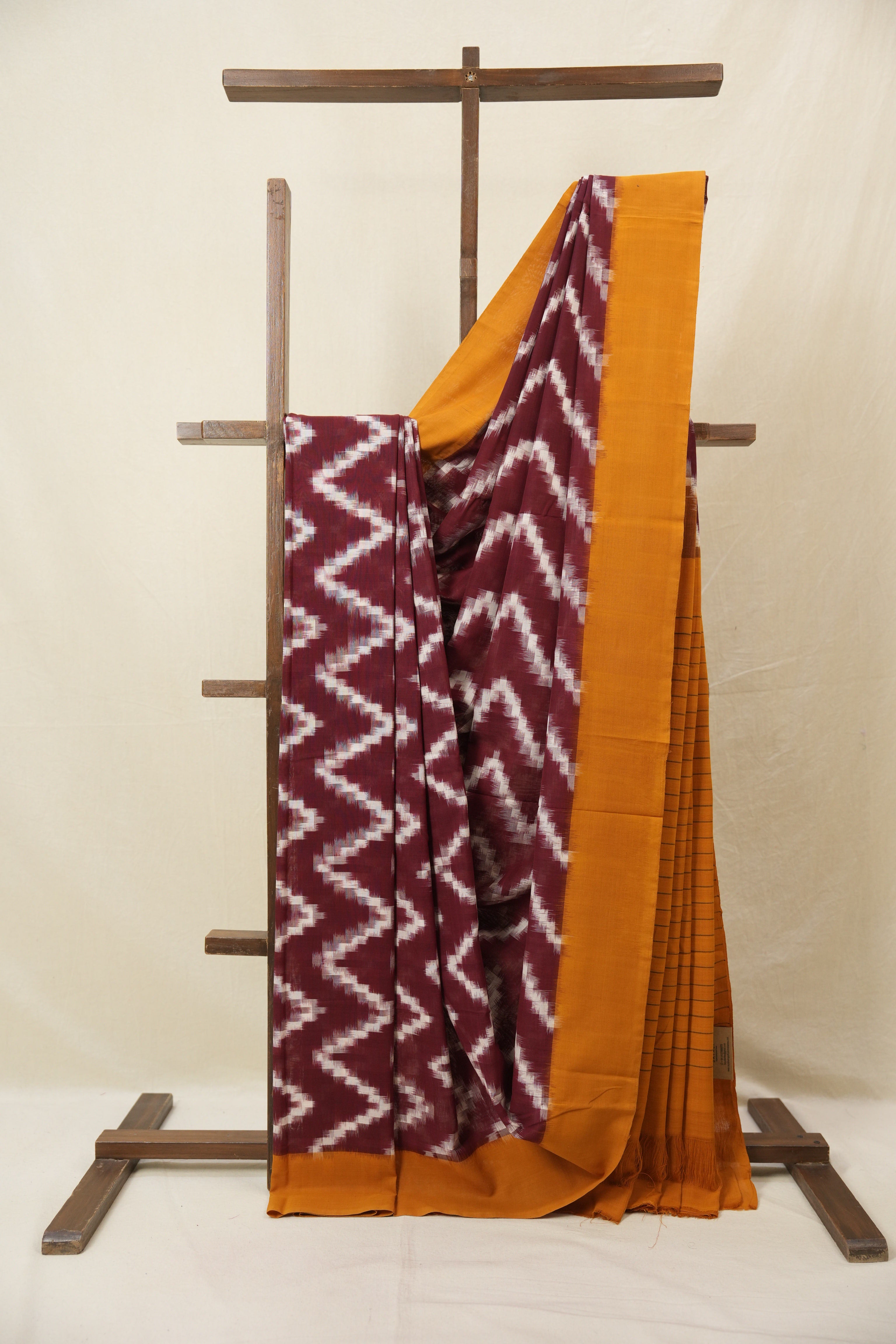 Maroon Pochampalli Cotton Ikat Saree - SRMPCIS713