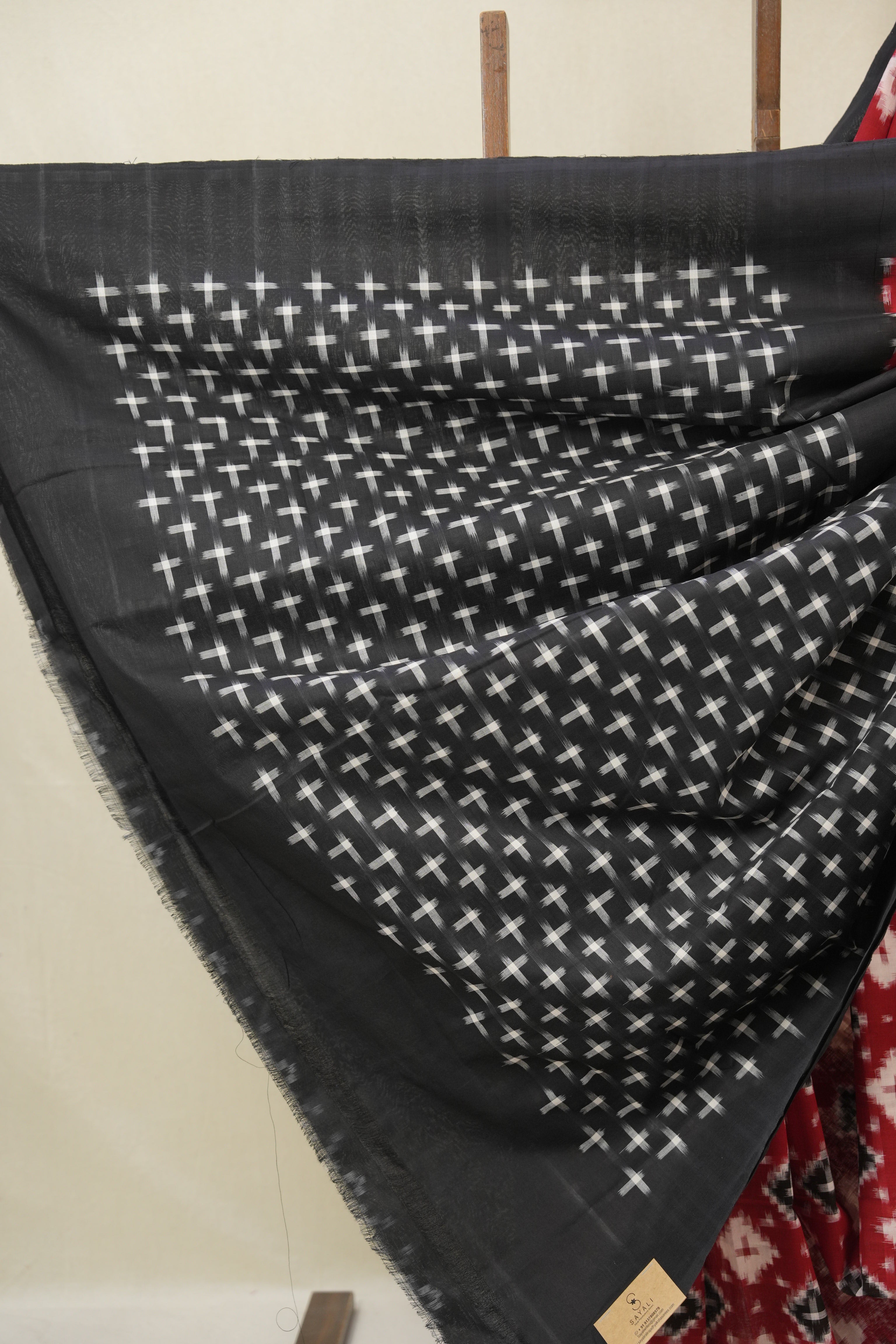 Red Pochampalli Cotton Ikat Saree - SRRPCIS716