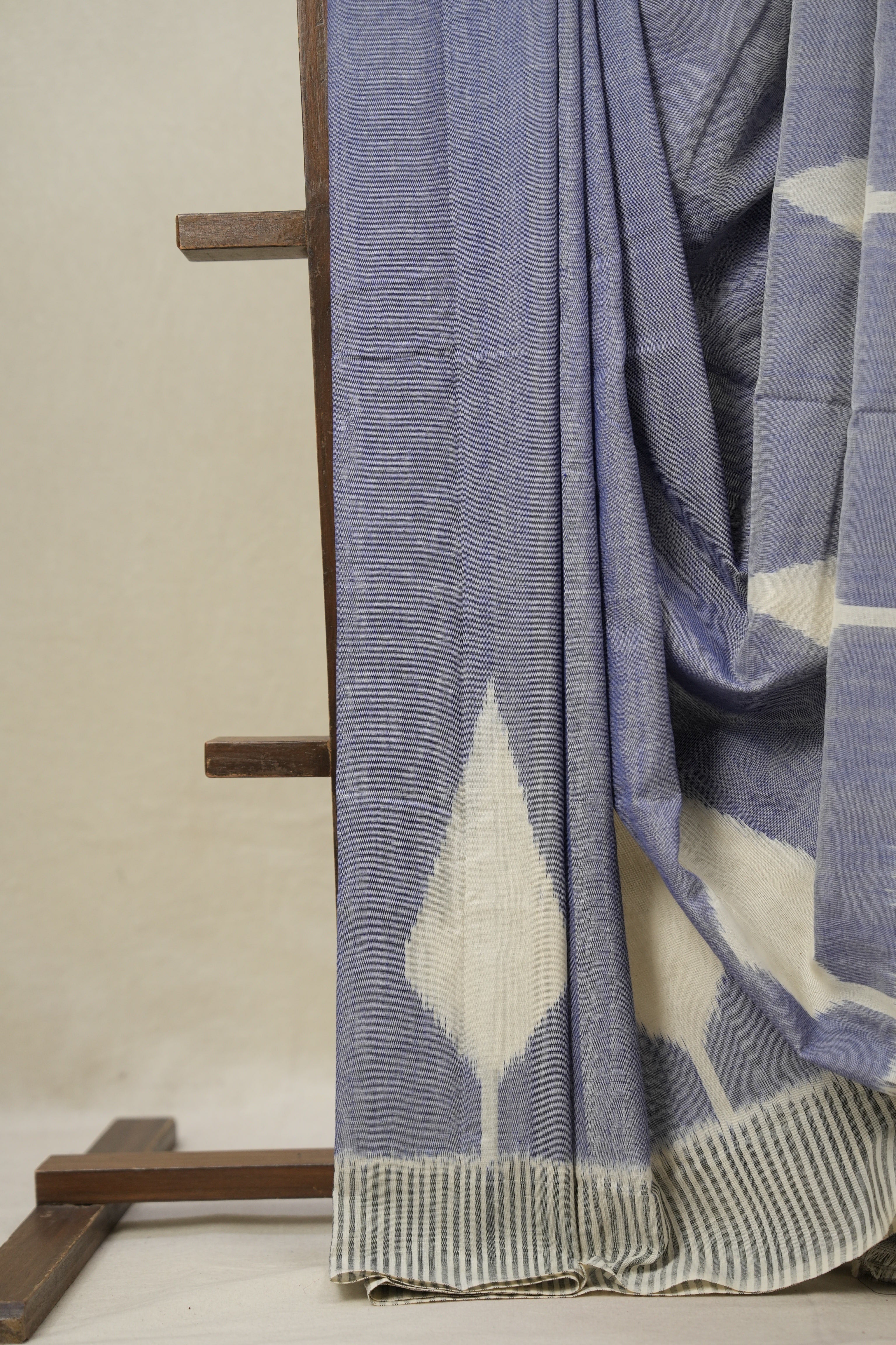Lavender Pochampalli Cotton Ikat Saree - SRLPCIS658