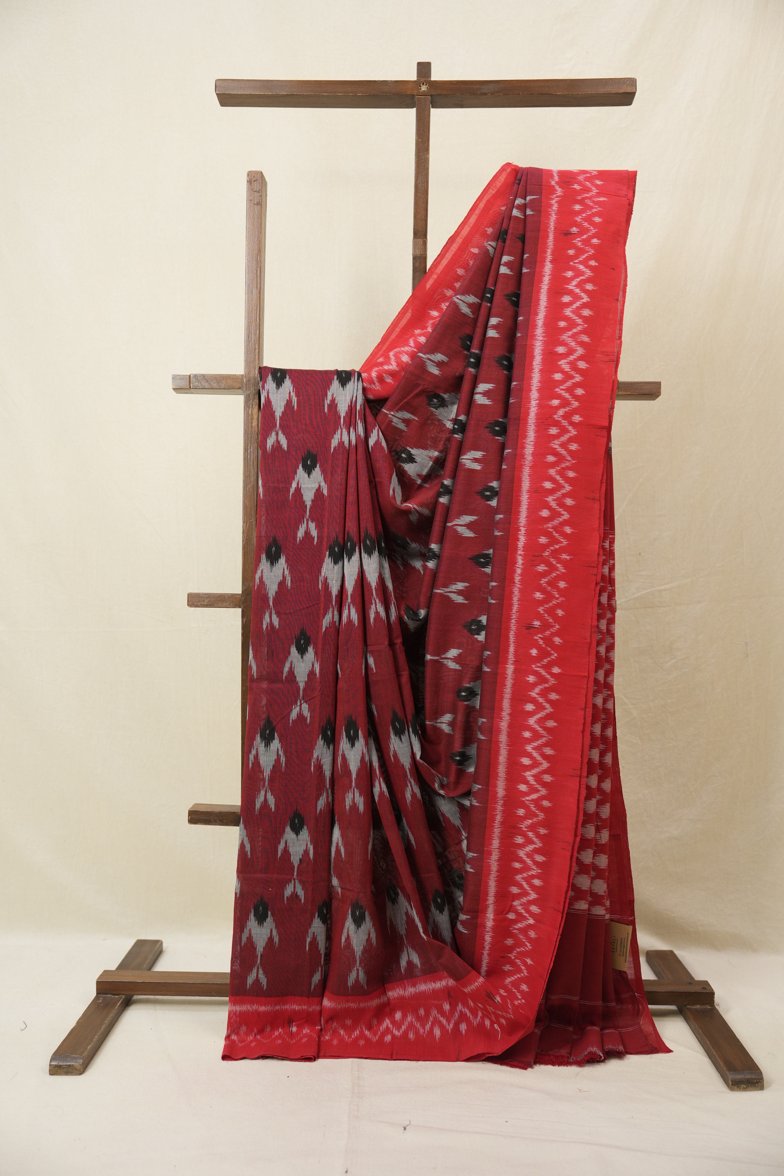 Maroon Pochampalli Cotton Ikat Saree - SRMPCIS671
