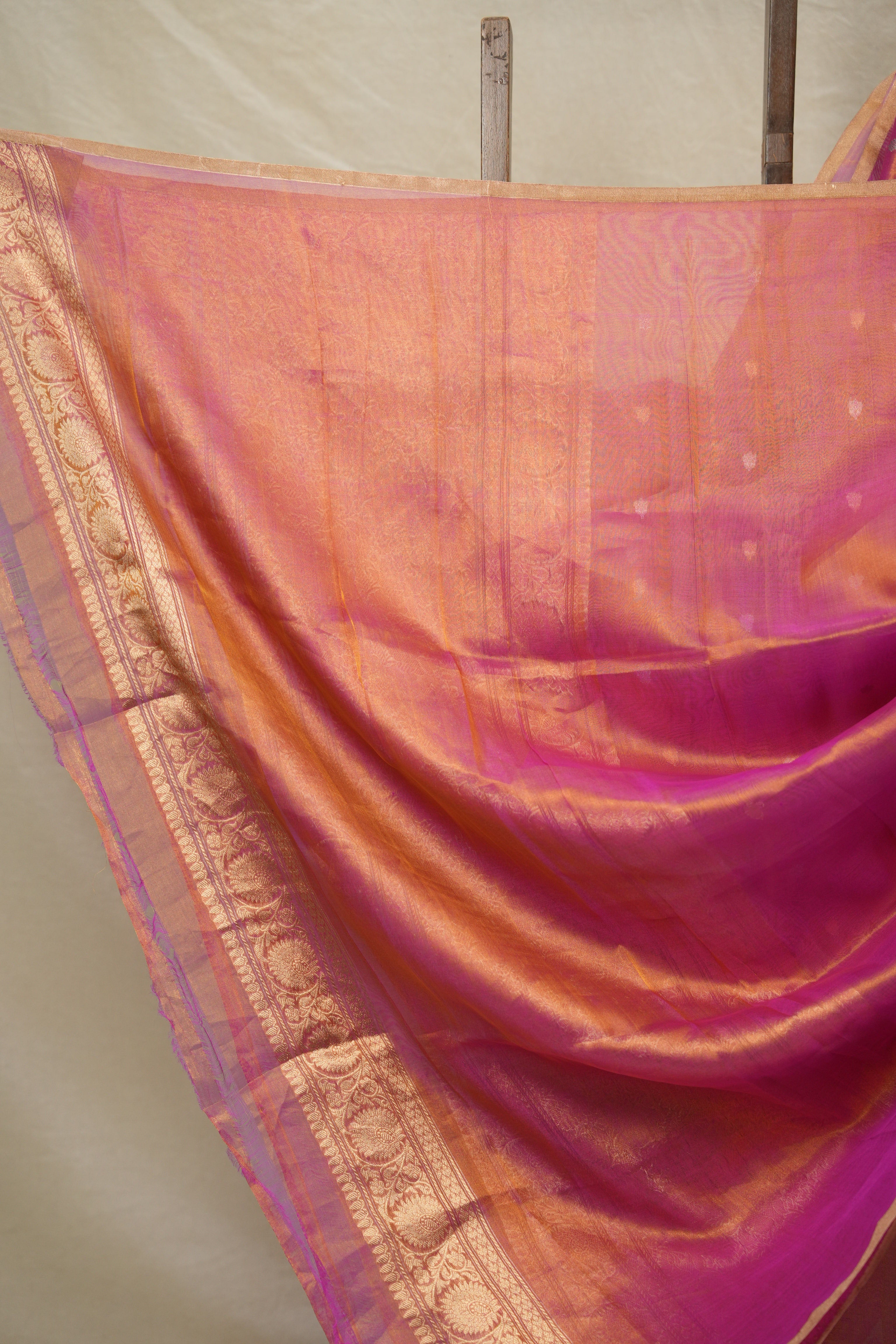 Two Tone Pink Tissue Banarasi Silk Saree - SRTTPTBSS23