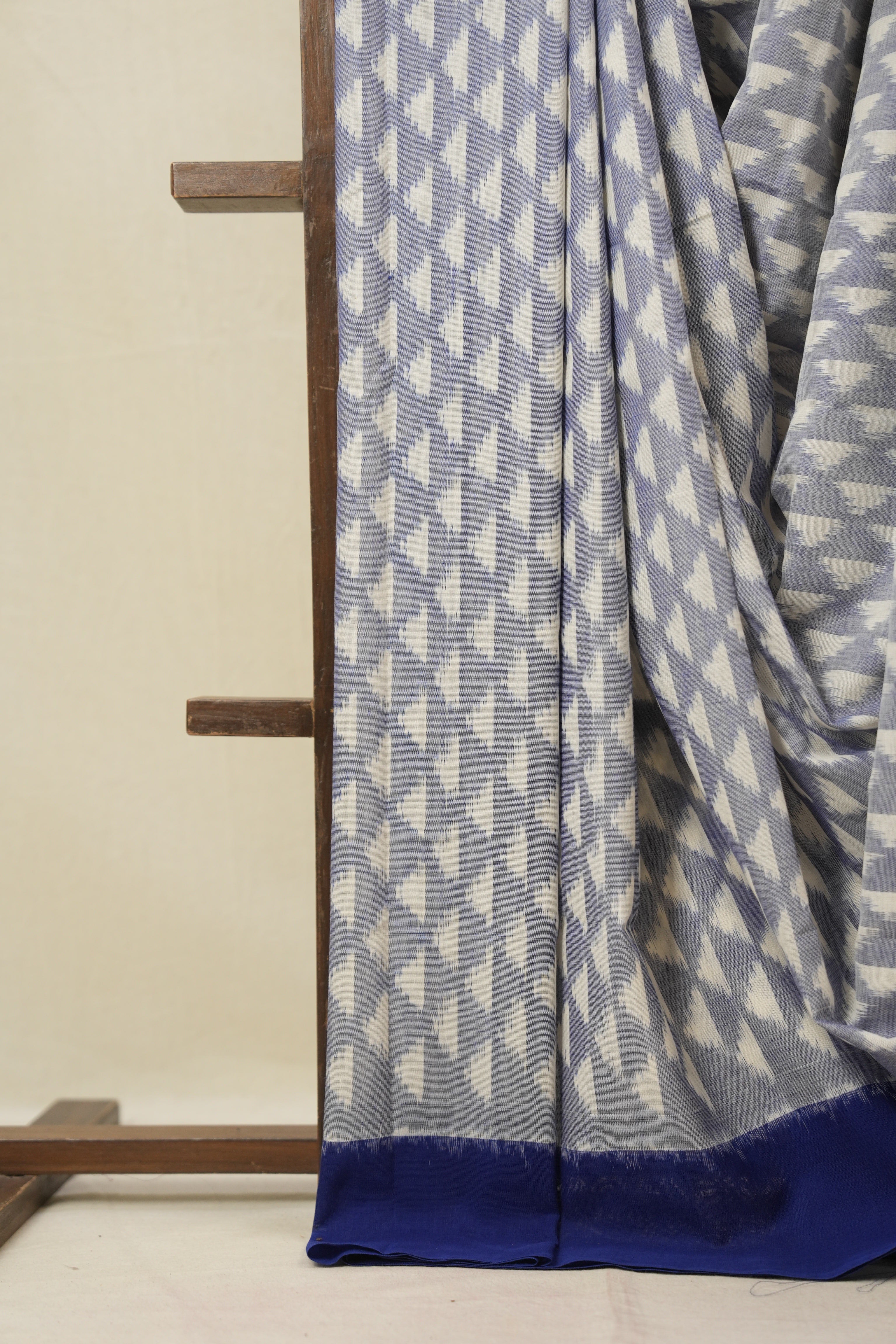 Light Blue Pochampalli Cotton Ikat Saree - SRLBPCIS668