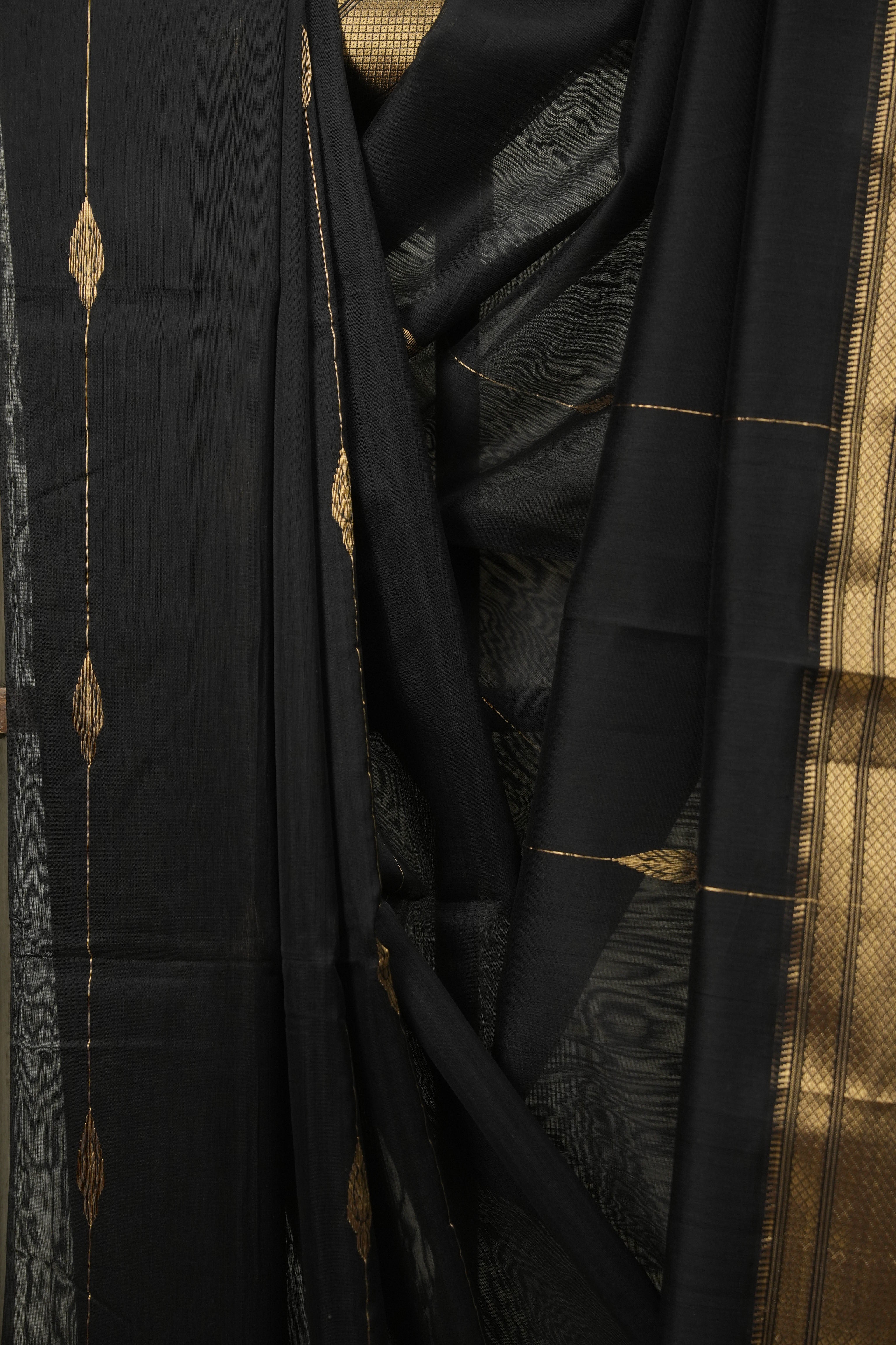 Black Maheshwari Saree - SRBMS1180