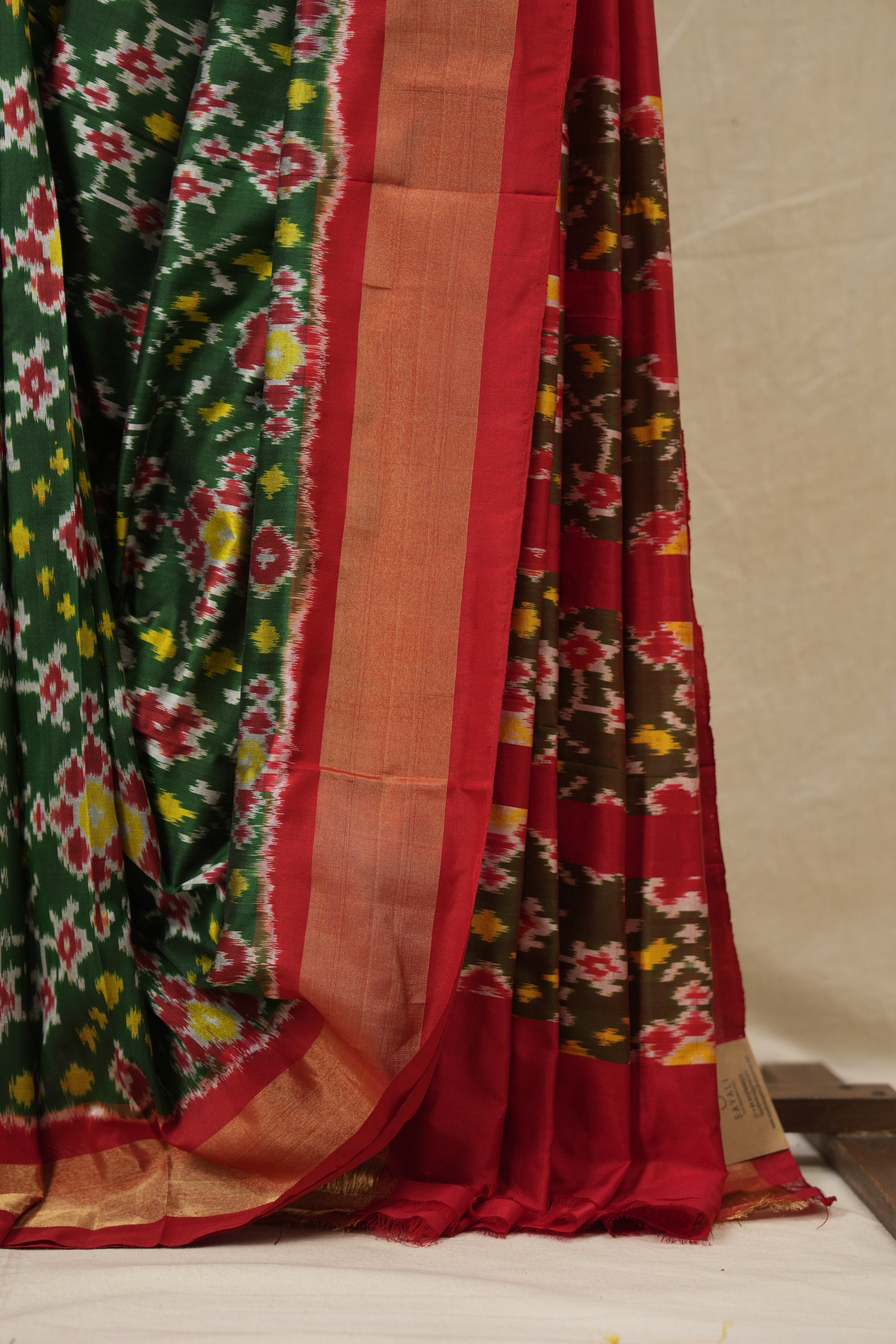 Green Pochampalli Silk Ikat Saree - SRGPSIS310