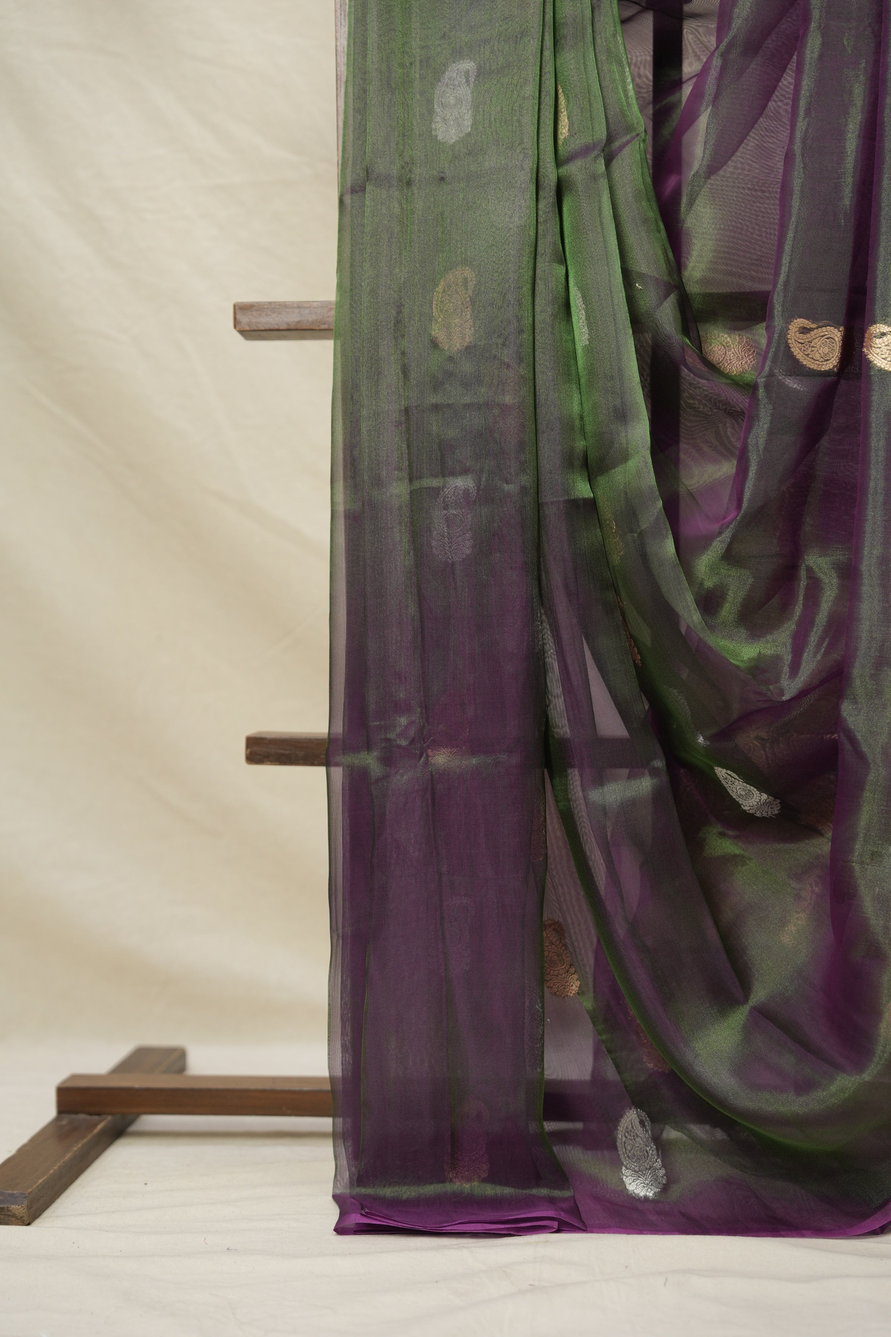 Two Tone Green Tissue Banarasi Silk Saree - SRTTGTBSS11