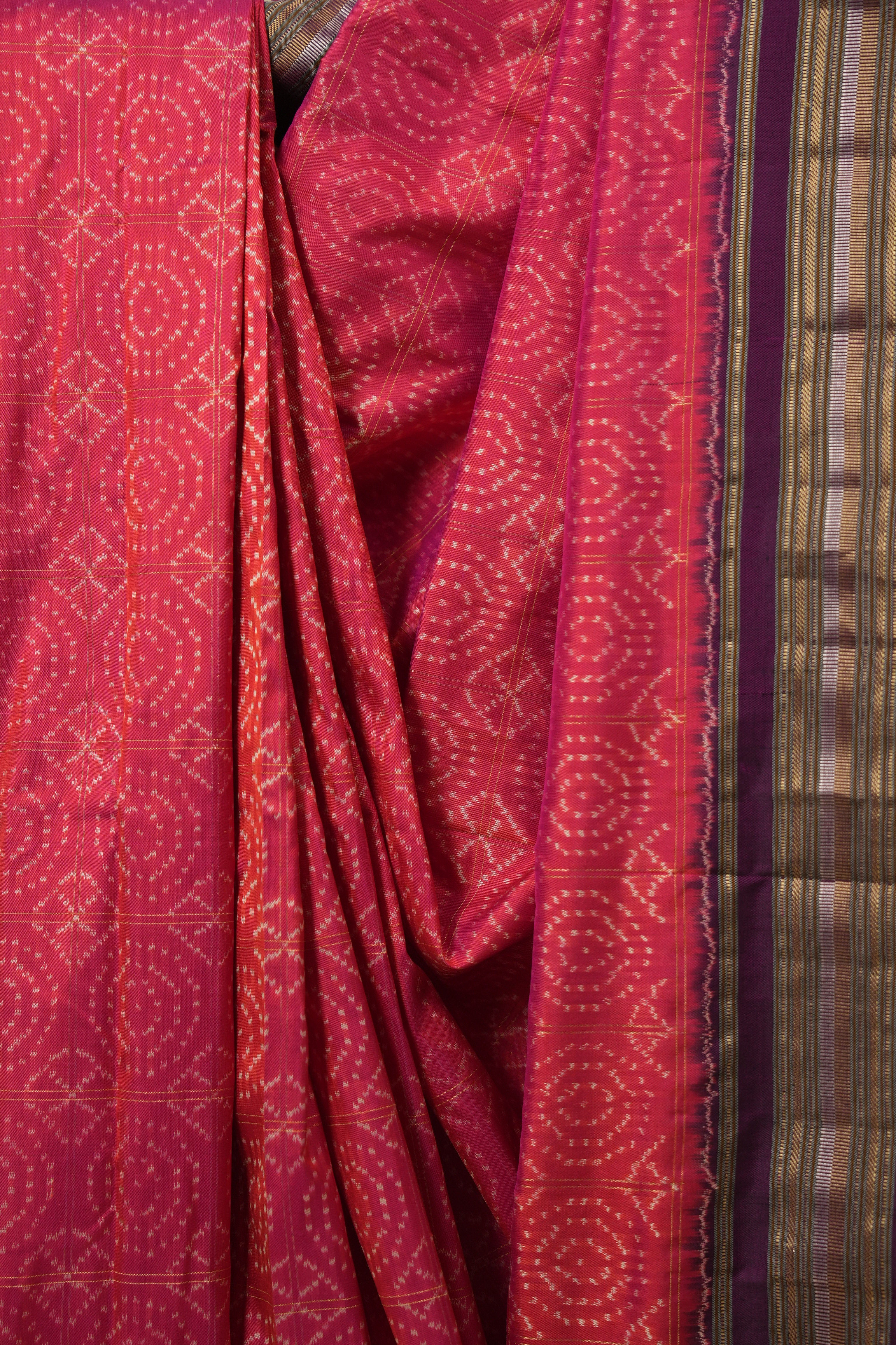 Two Tone Pink Pochampalli Silk Ikat Saree - SRTTPPSIS313