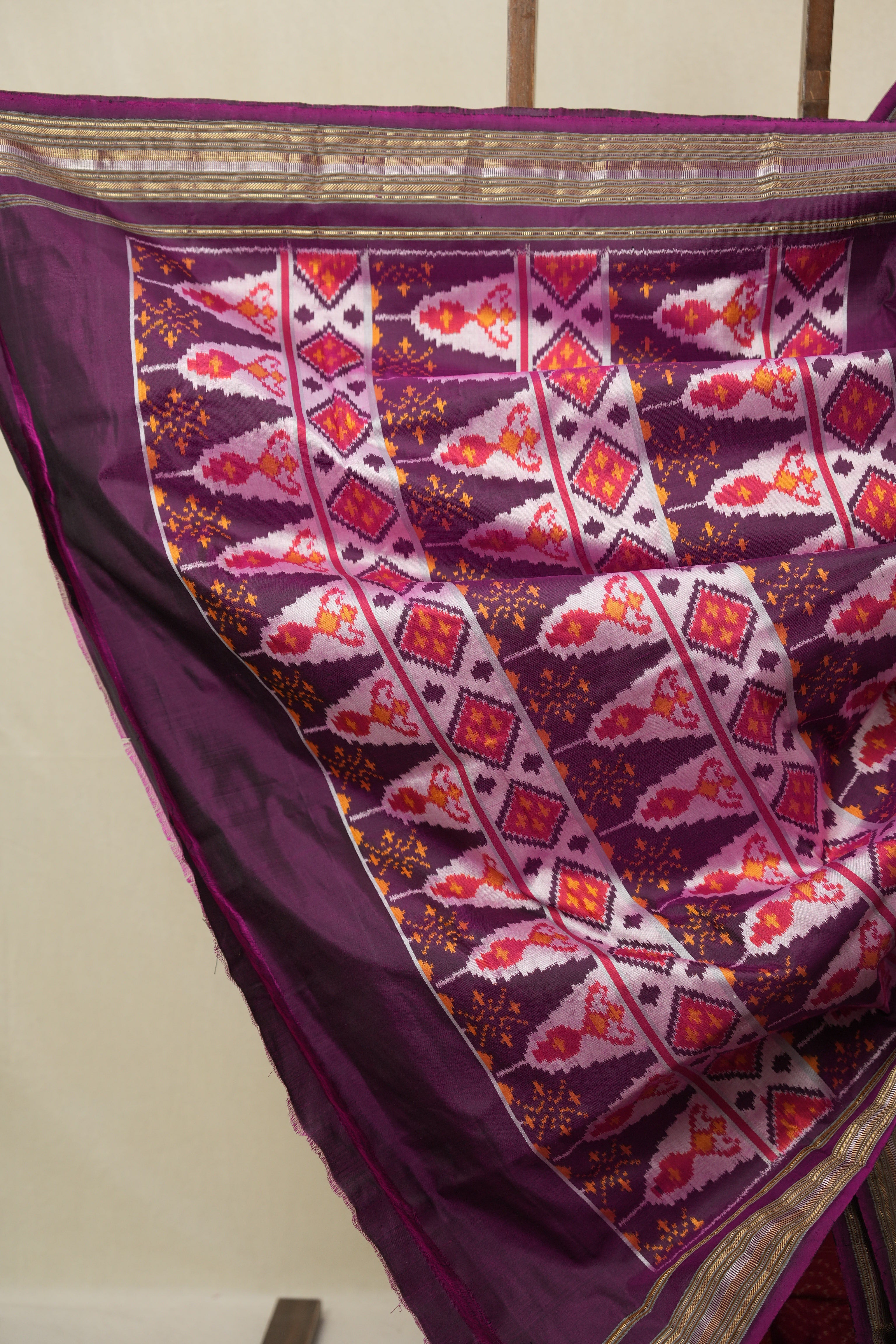 Two Tone Pink Pochampalli Silk Ikat Saree - SRTTPPSIS313