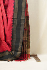 Red Raw Silk Saree - SRRRSS614