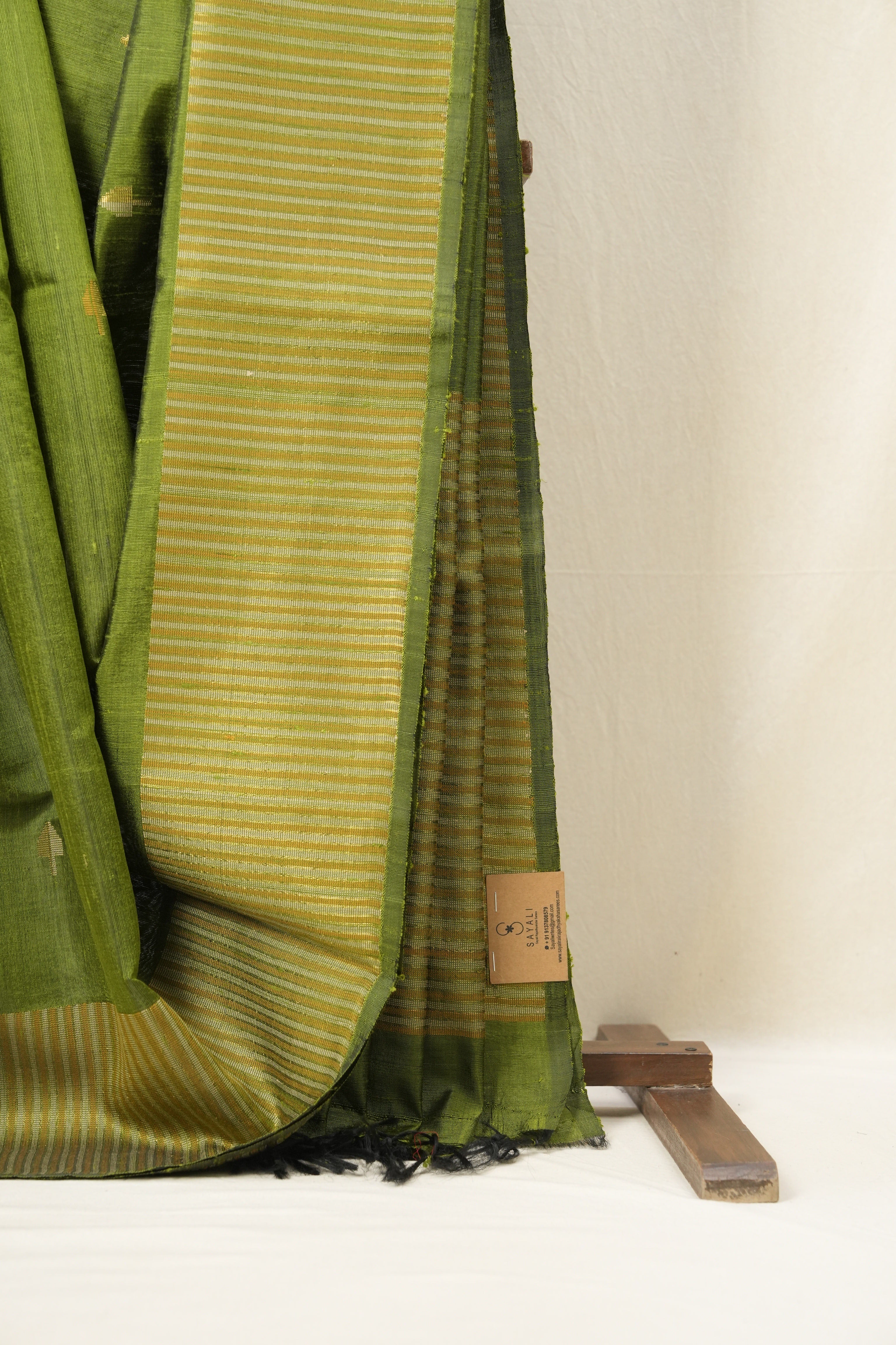 Moss Green Raw Silk Saree - SRMGRSS12EX