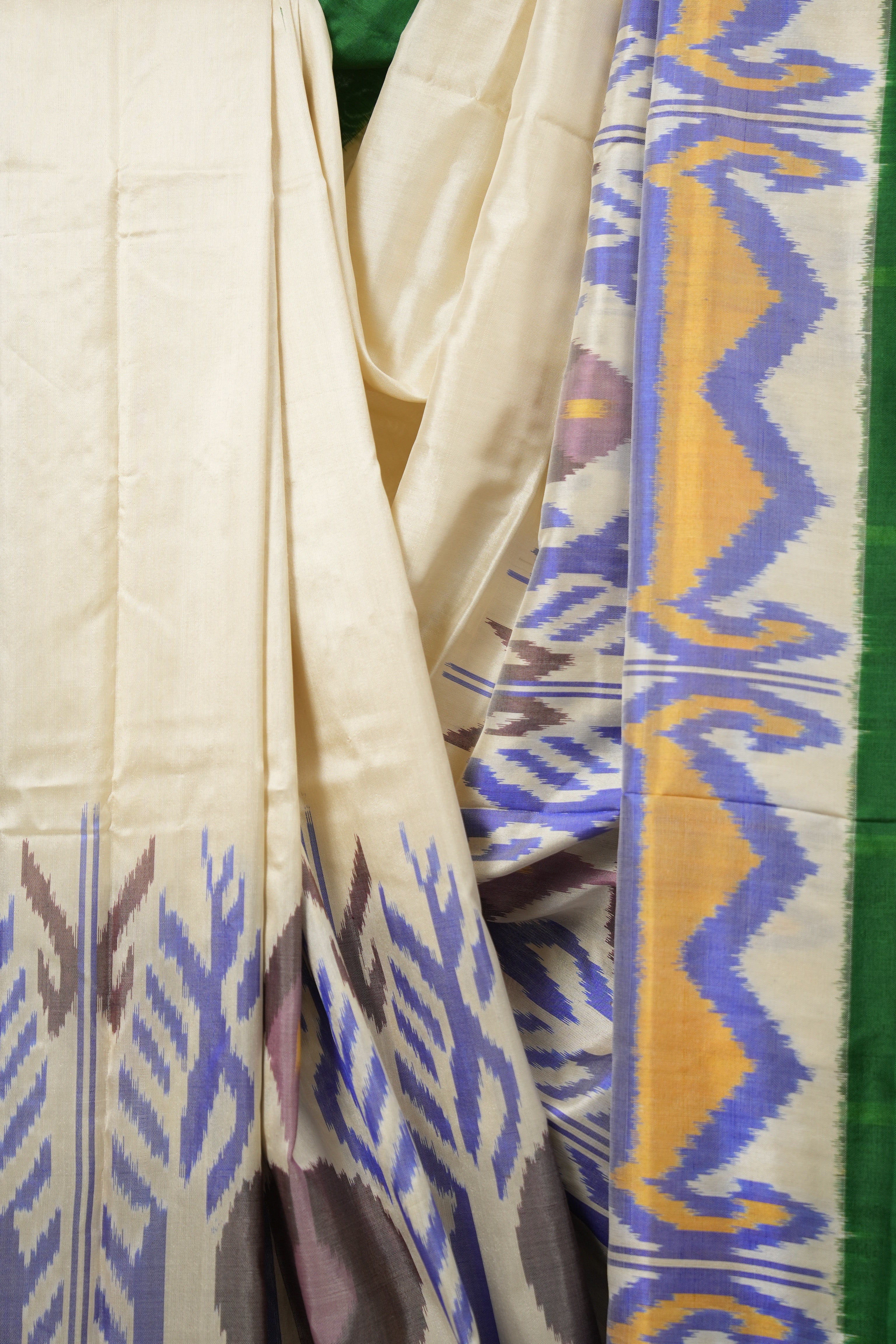 Cream Pochampalli Silk Ikat Saree - SRCPSIS292