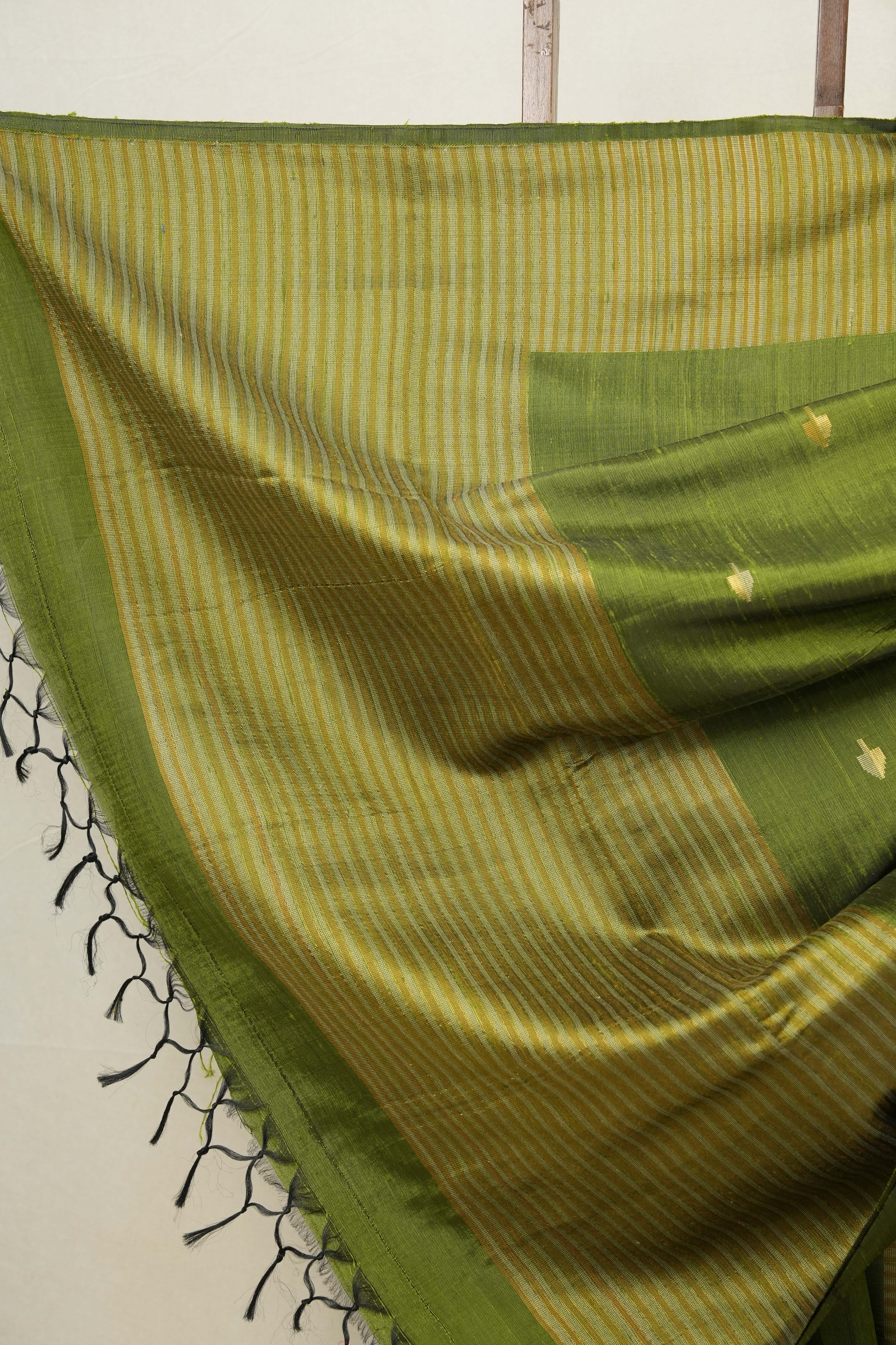 Moss Green Raw Silk Saree - SRMGRSS12EX