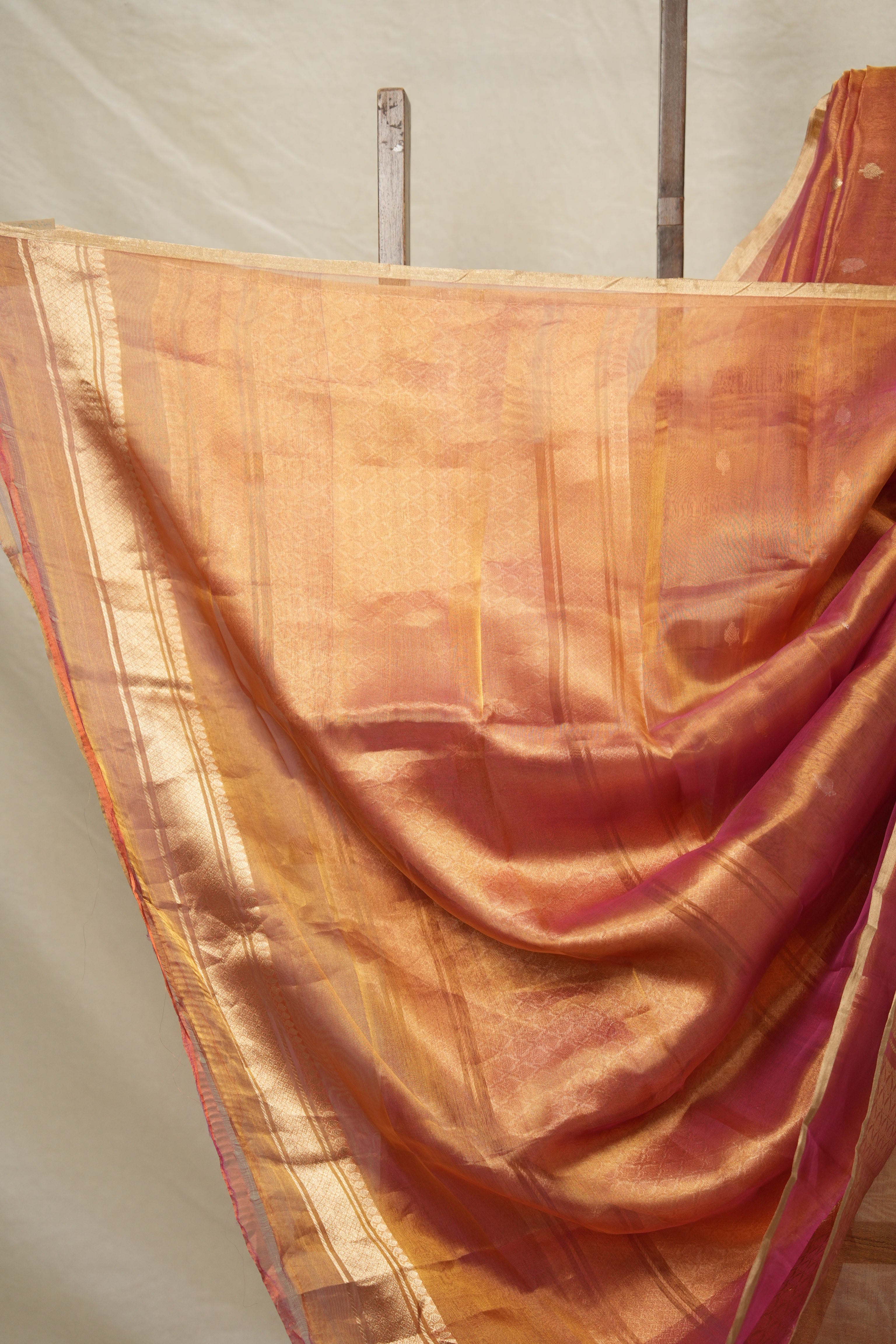 Two Tone Gold Tissue Banarasi Silk Saree - SRTTGTBSS007