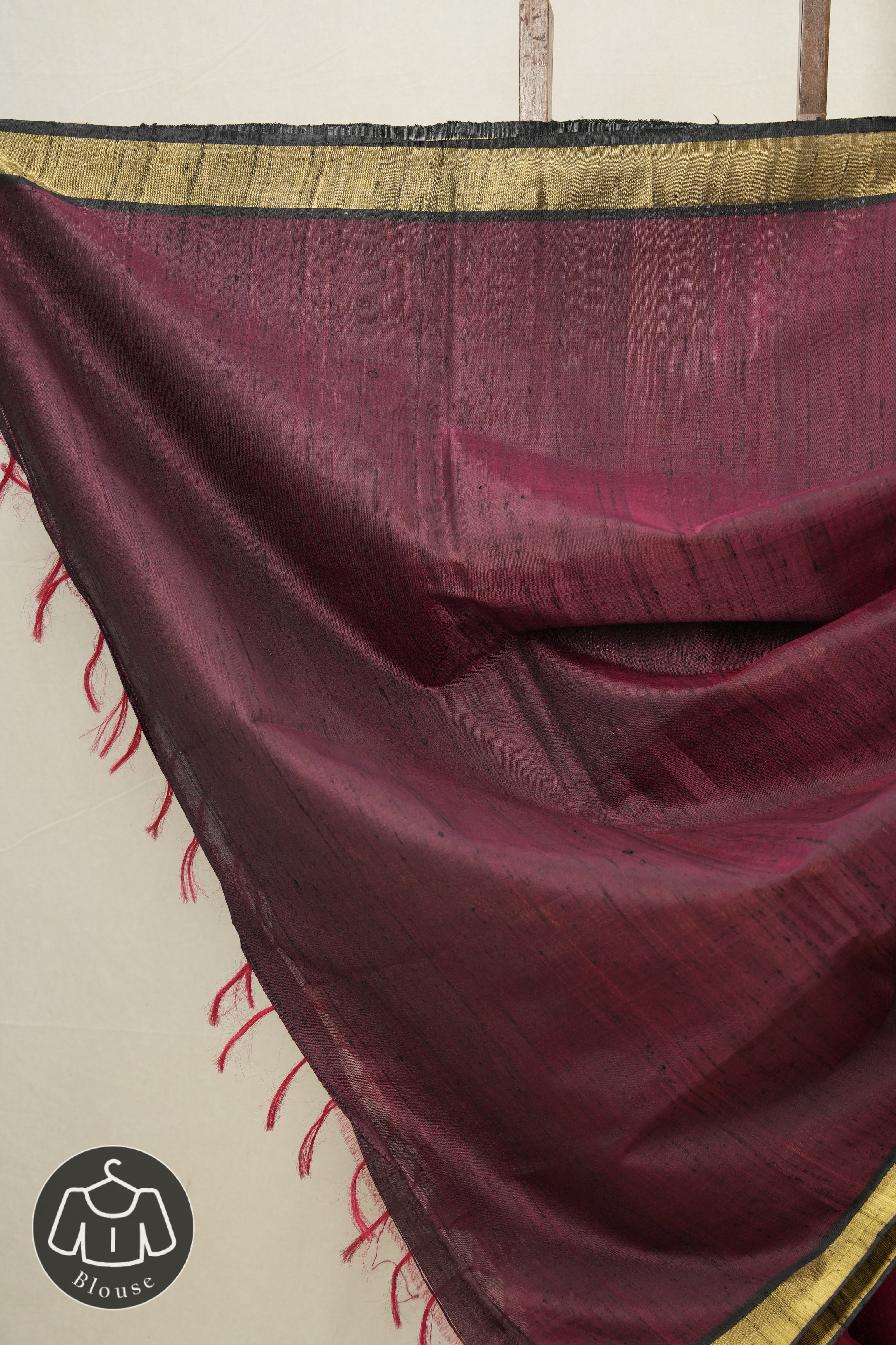 Red Raw Silk Saree - SRRRSS347