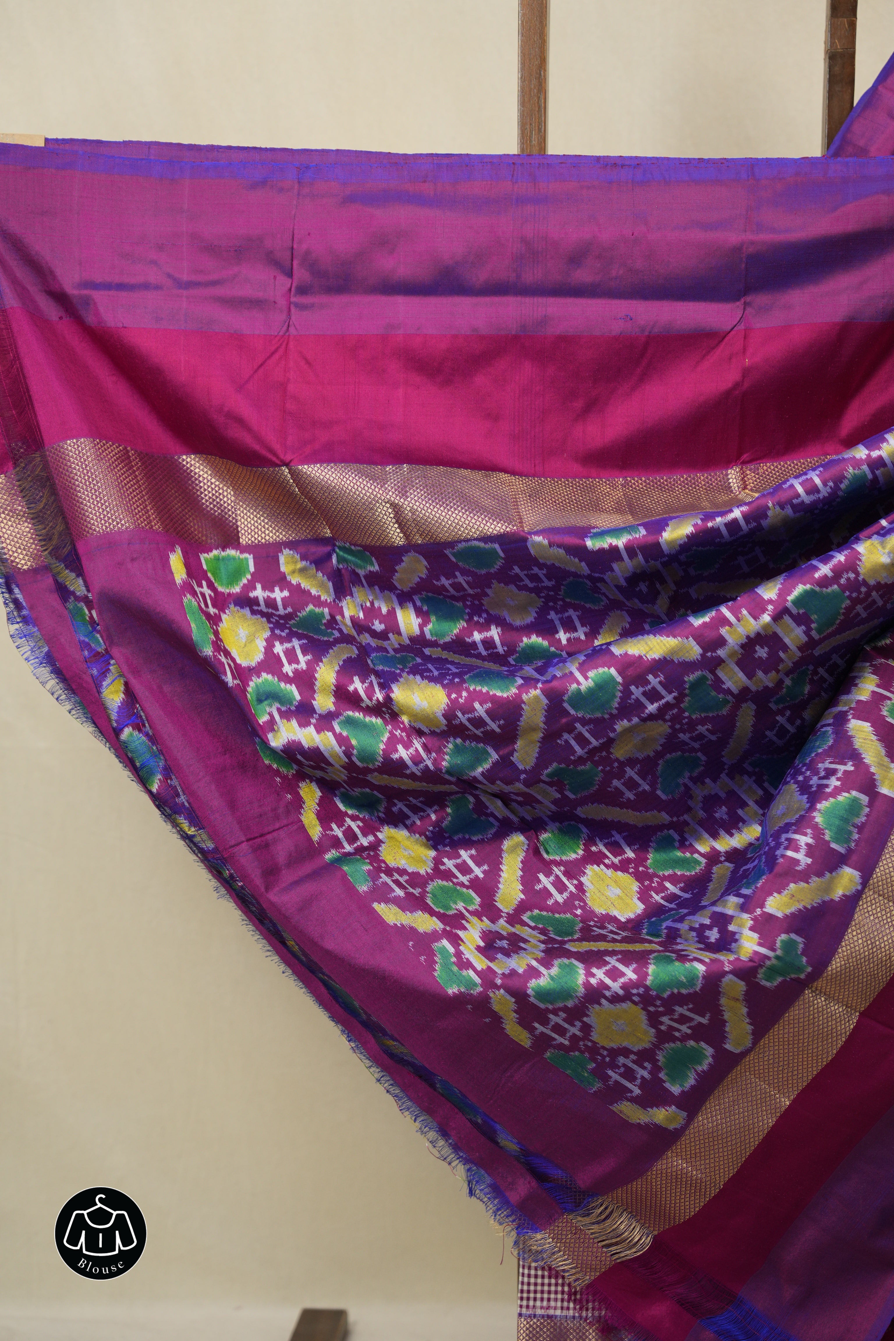 White Purple Pochampalli Silk Ikat Saree - SRWPPSIS300