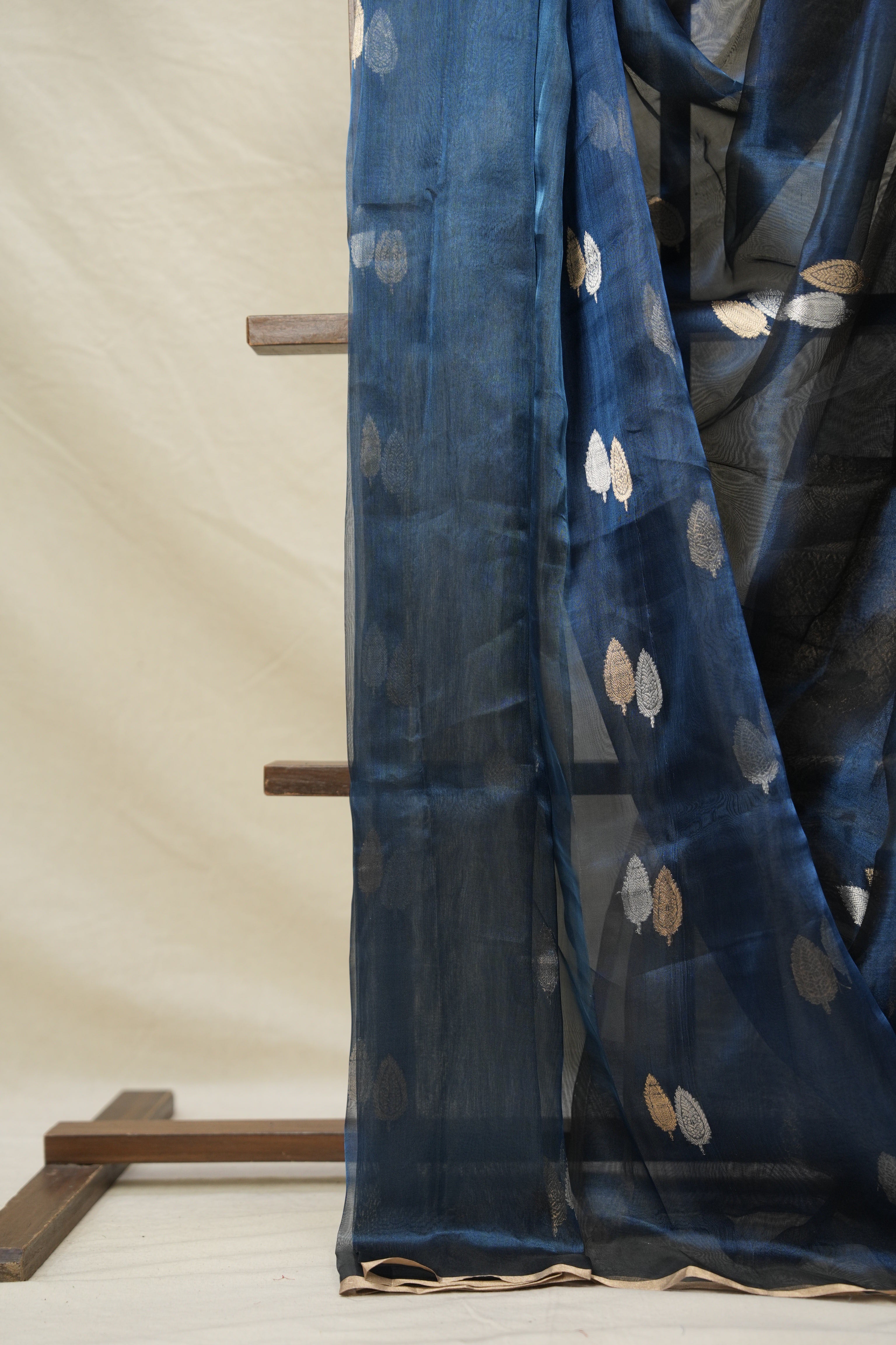 Peacock Blue Tissue Banarasi Silk Saree - SRPBTBSS003