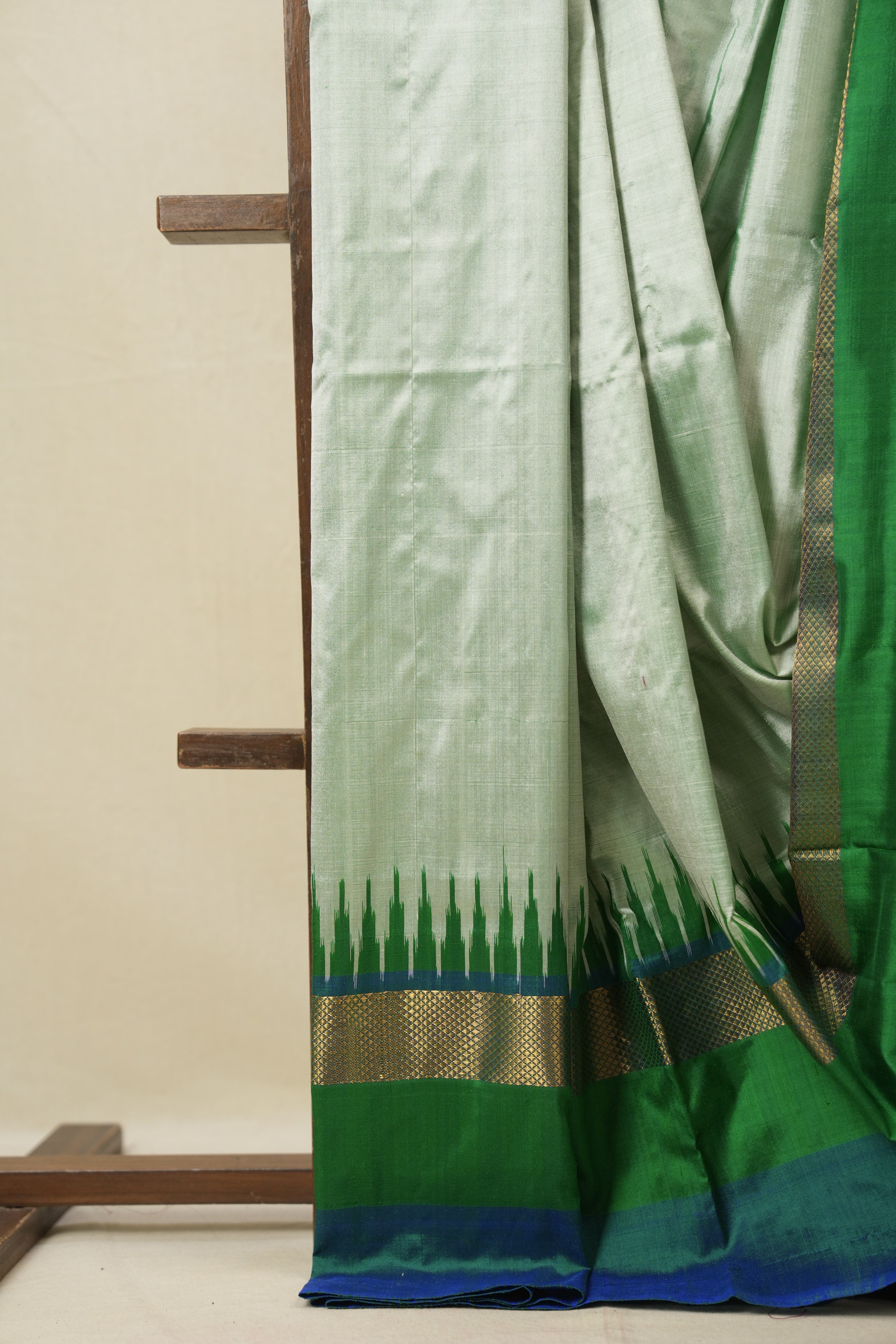 Mint Green Pochampalli Silk Ikat Saree - SRMGPSIS299