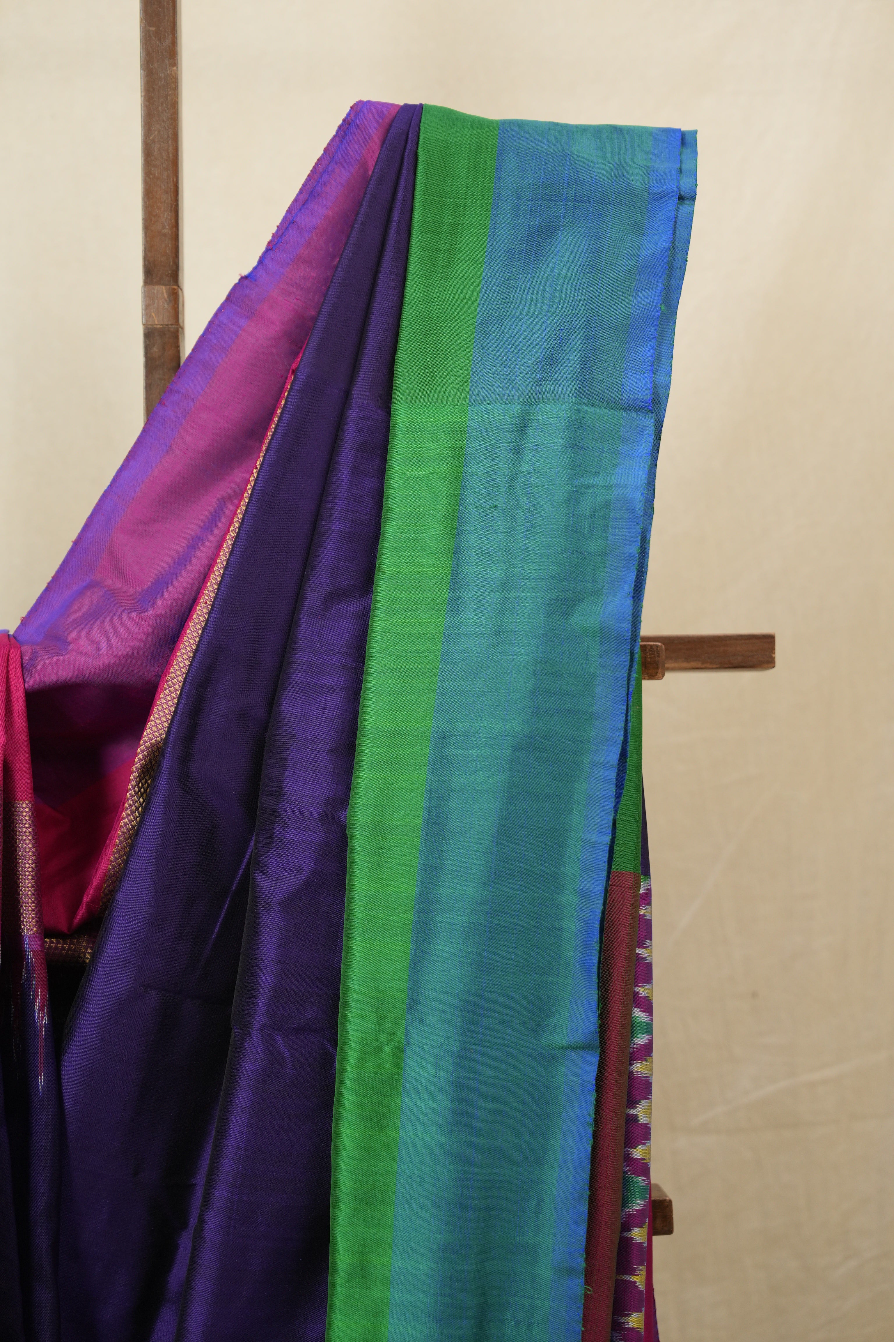 Violet Pochampalli Silk Ikat Saree - SRVPSIS301