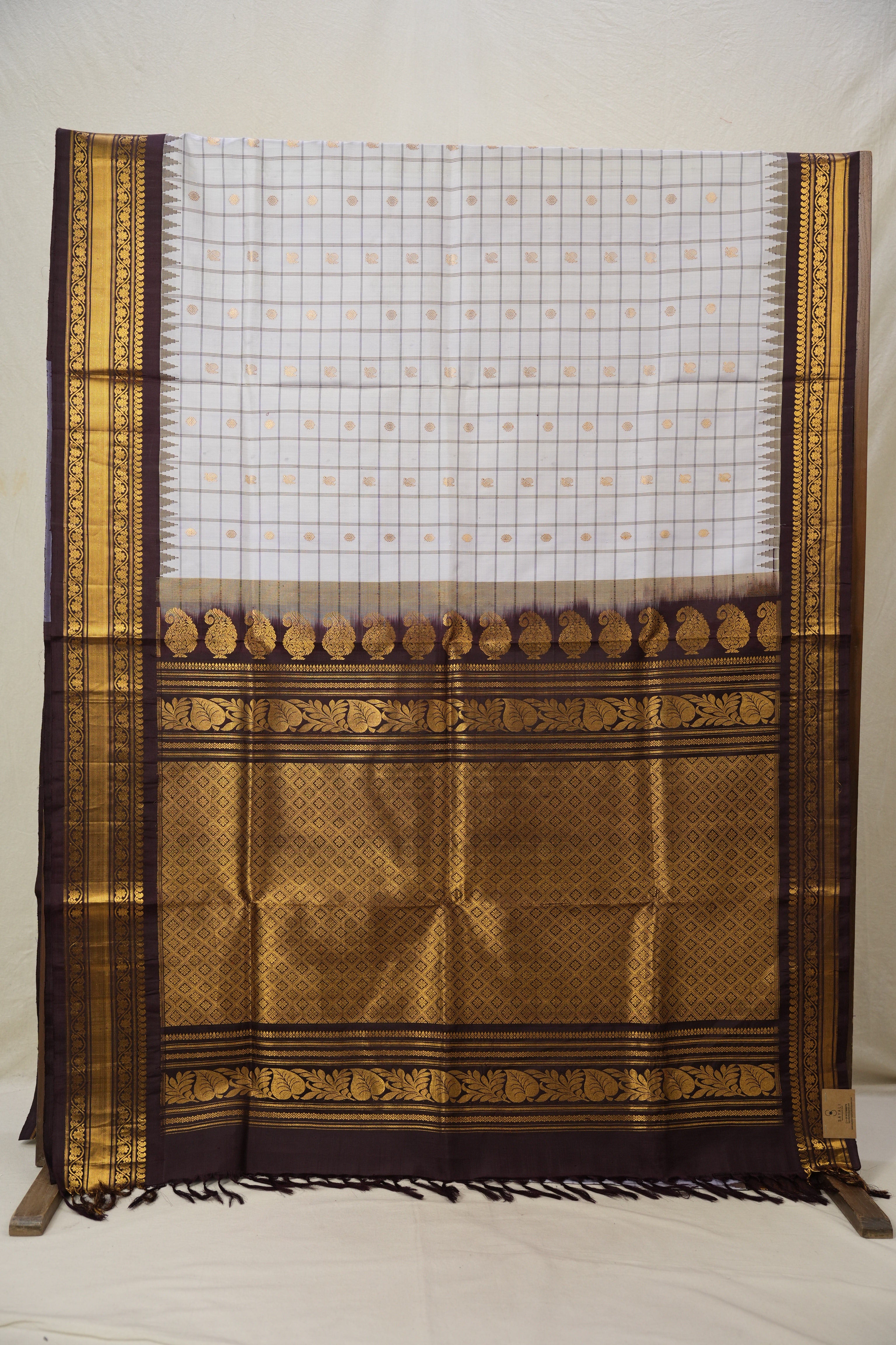 Grey Gadwal Silk Saree - SRGGSS484