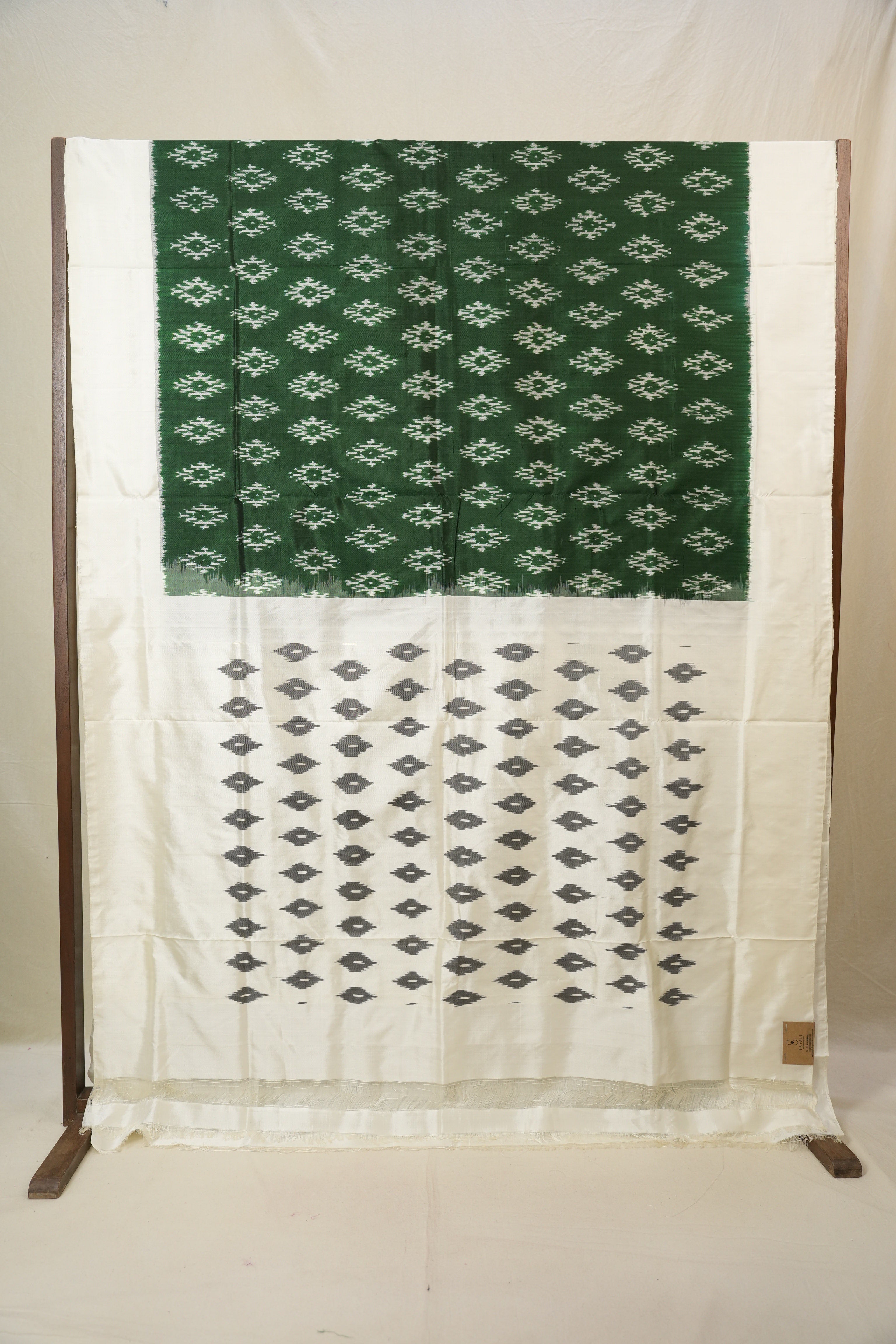 Green Pochampalli Silk Ikat Saree - SRGPSIS309