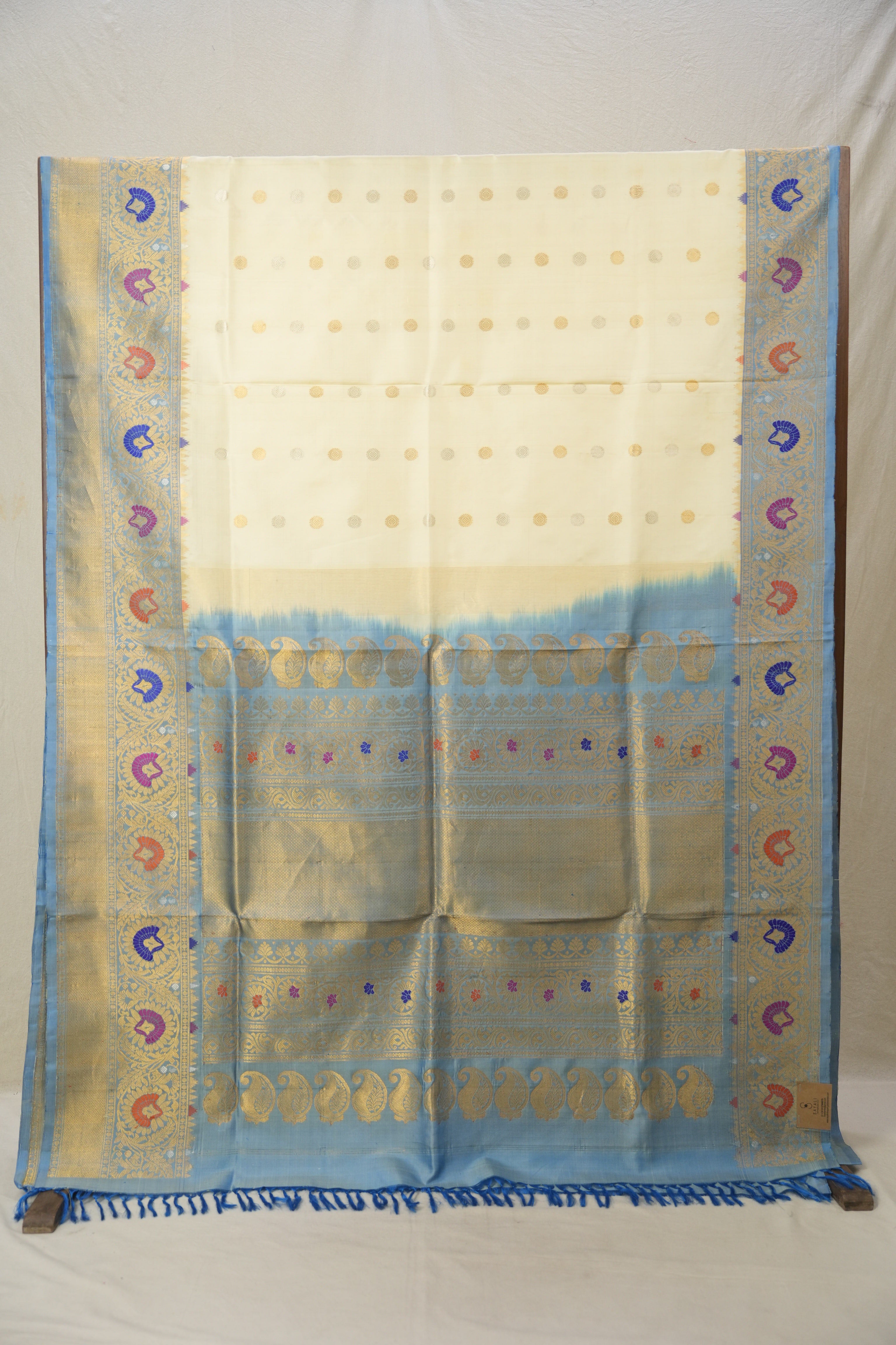 Cream Gadwal Silk Saree - SRCGSS495