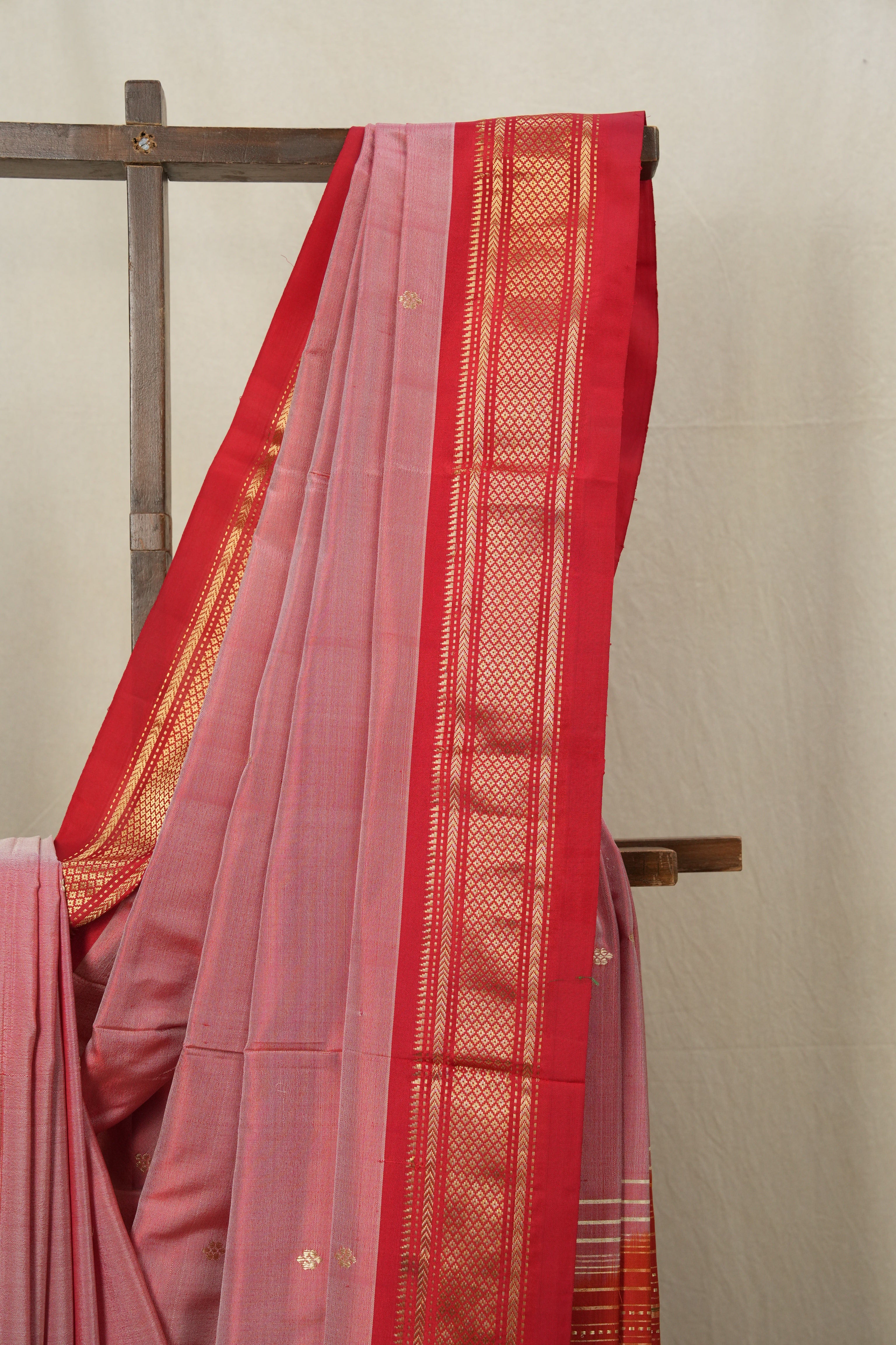 Pastel Red Silk Paithani Saree-SRPRSPS554