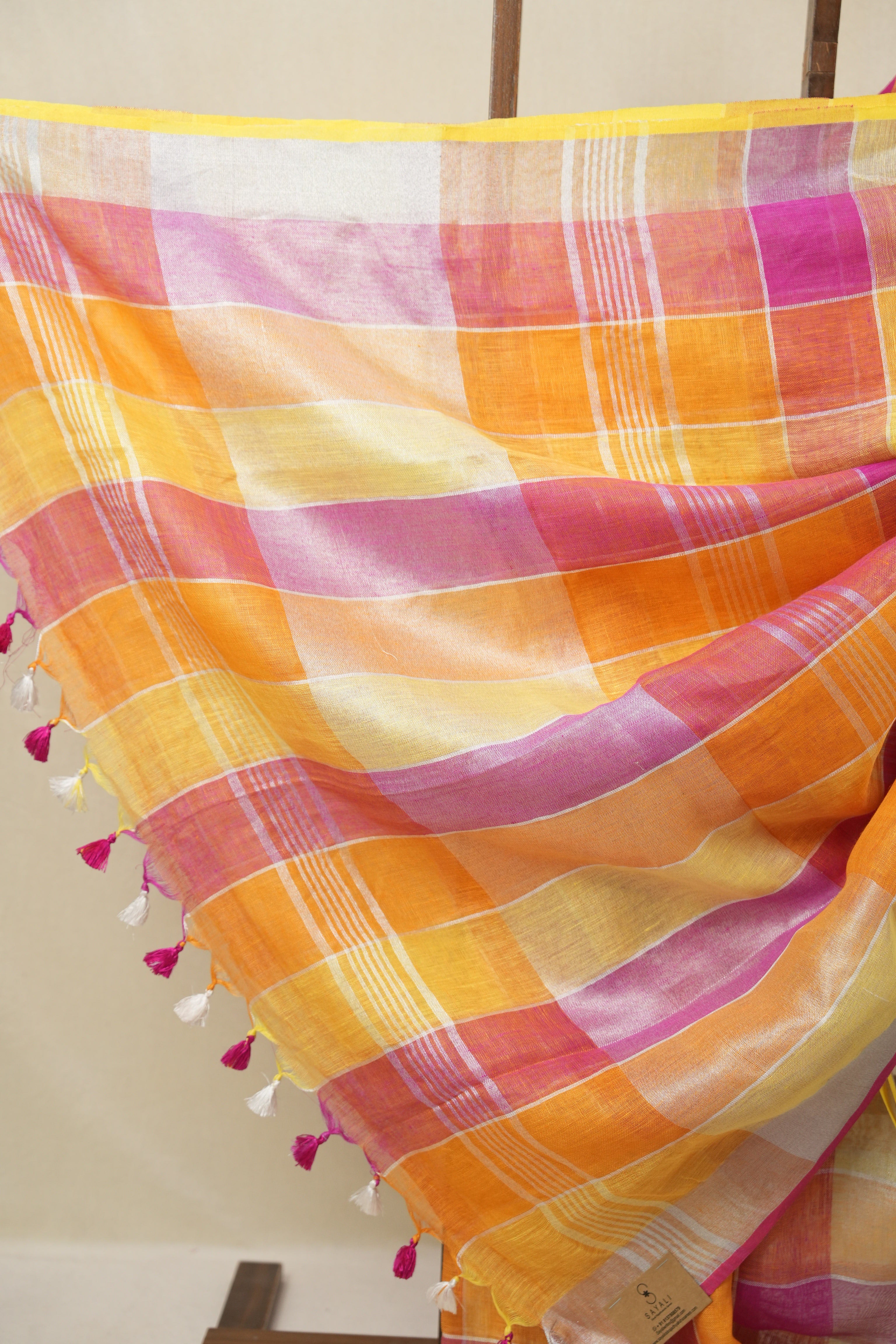 Multicolor Linen Saree With Tassels - SRMLS488