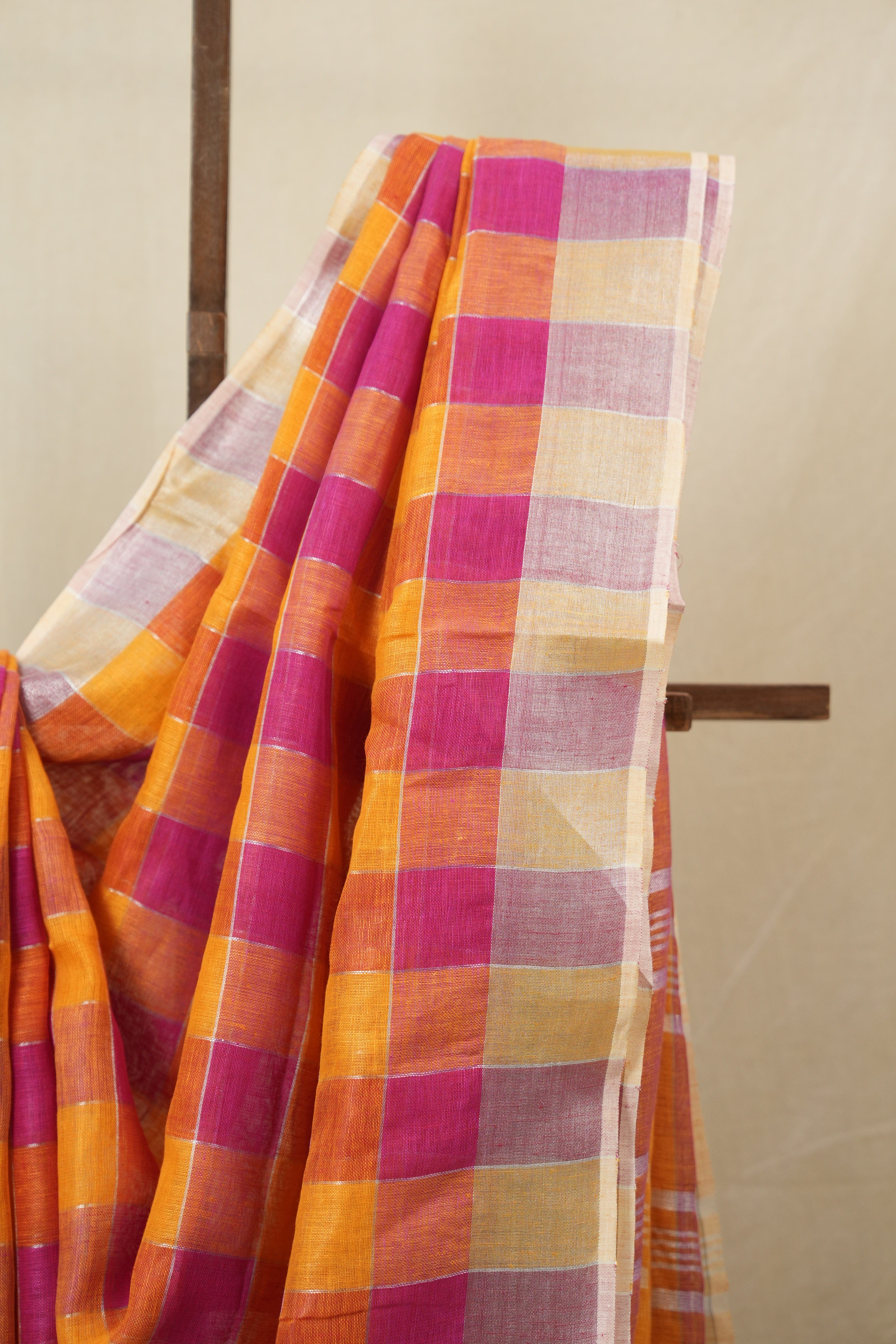 Multicolor Linen Saree With Tassels - SRMLS490