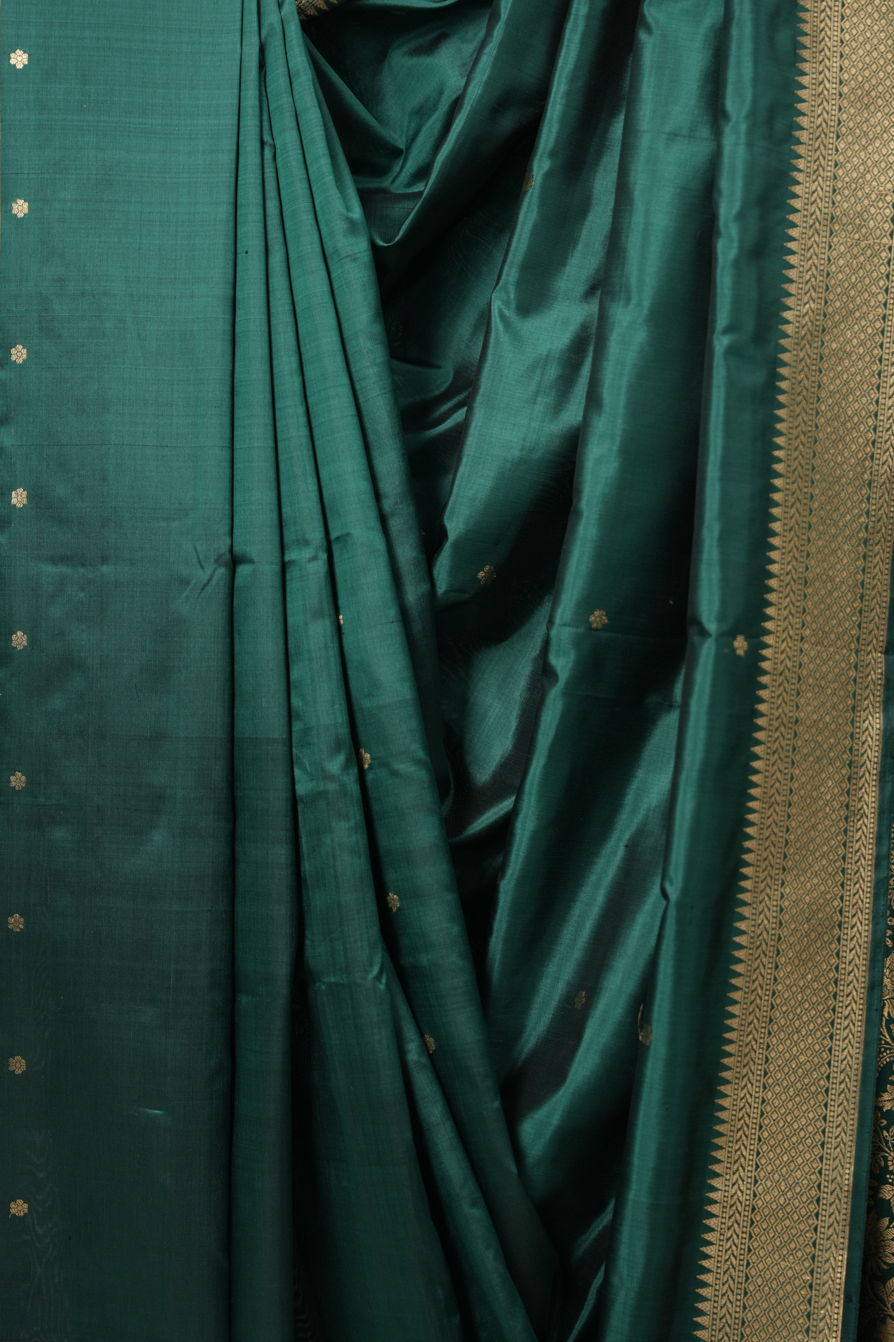 Dark Green Banarasi Silk Saree - SRDGBSS872