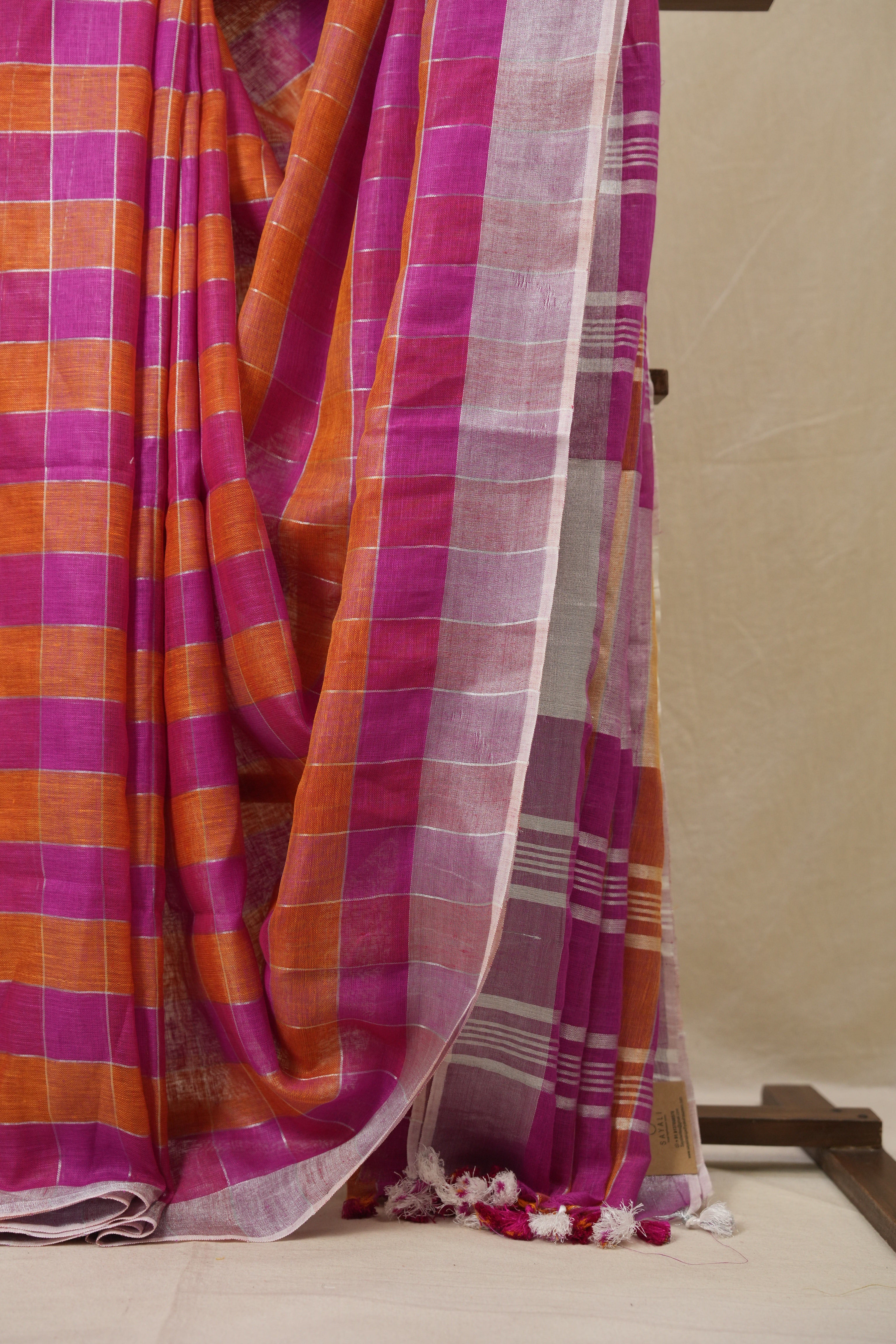 Multicolor Linen Saree With Tassels - SRMLS489