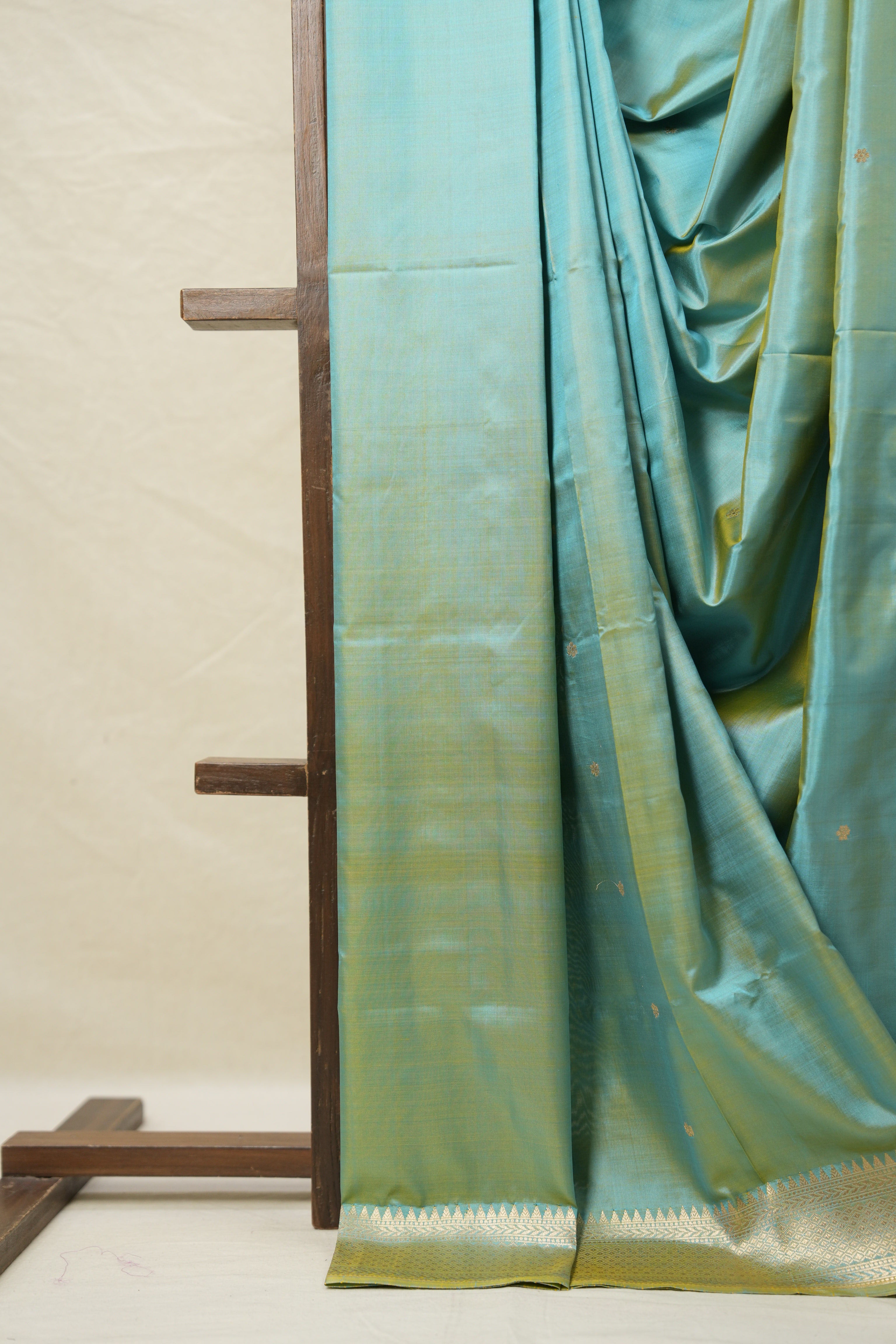 Two Tone Aqua Banarasi Silk Saree - SRTTABSS871