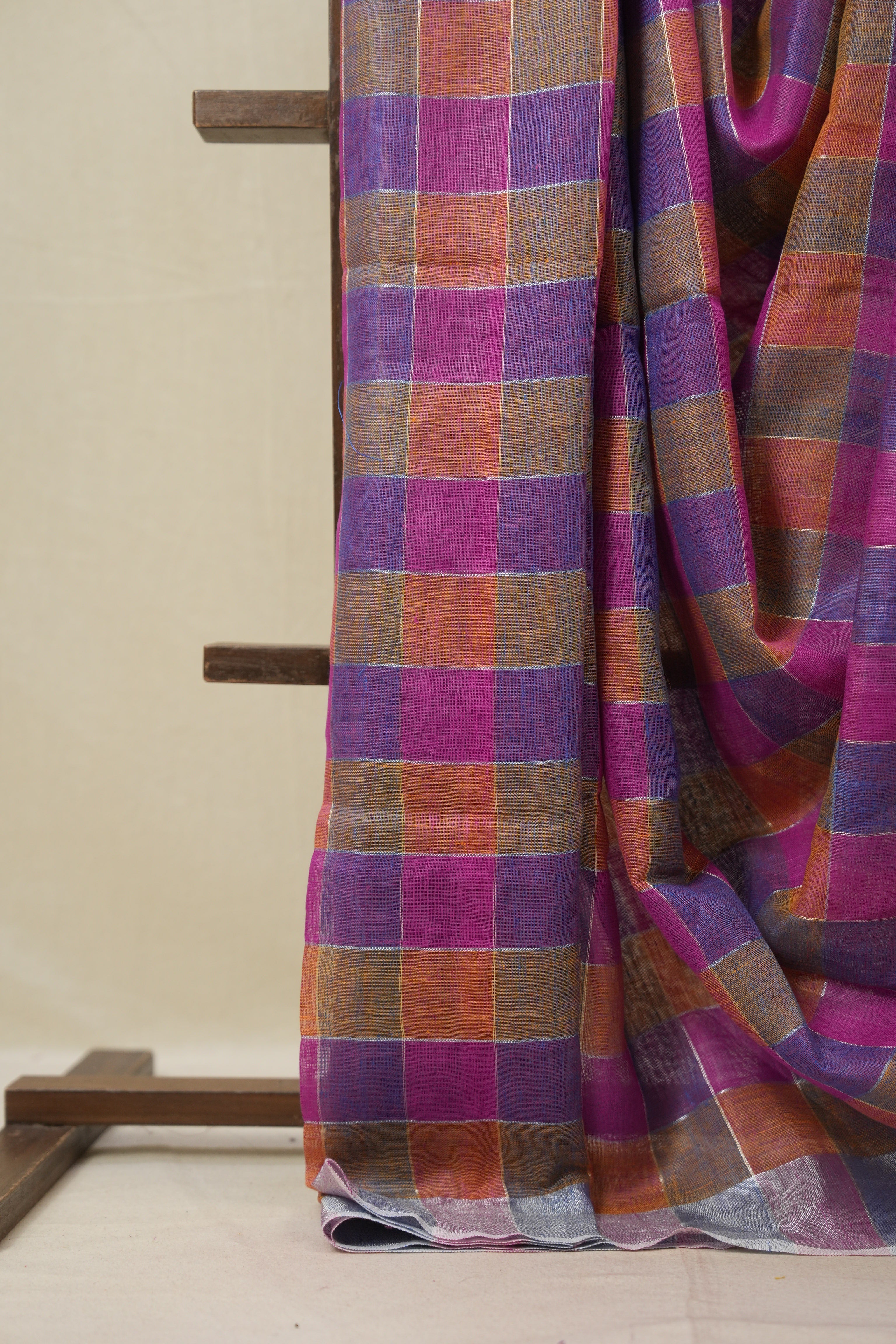 Multicolor Linen Saree With Tassels - SRMLS483