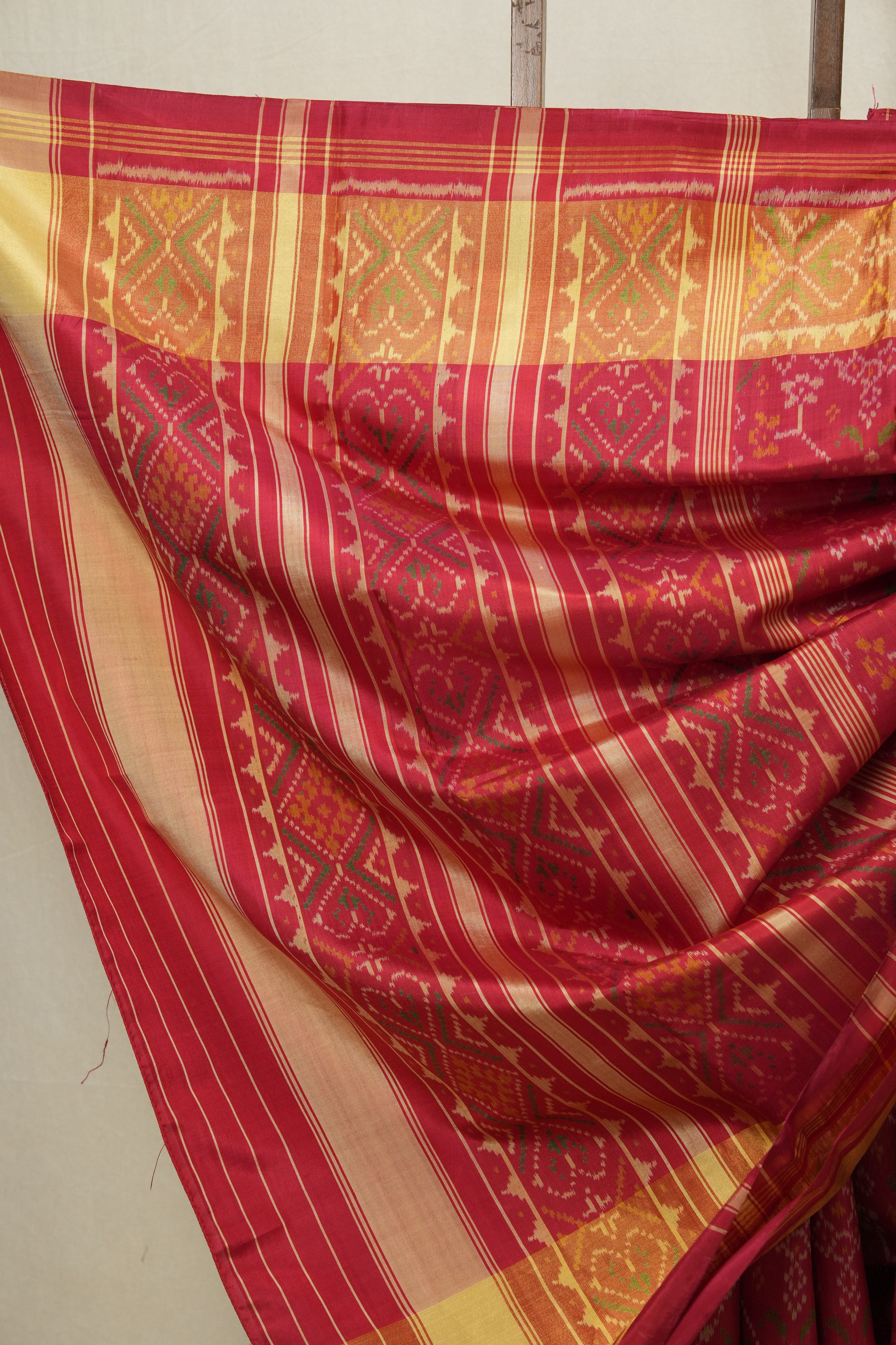 Red Rajkot Patola Silk Saree-SRRRPSS343