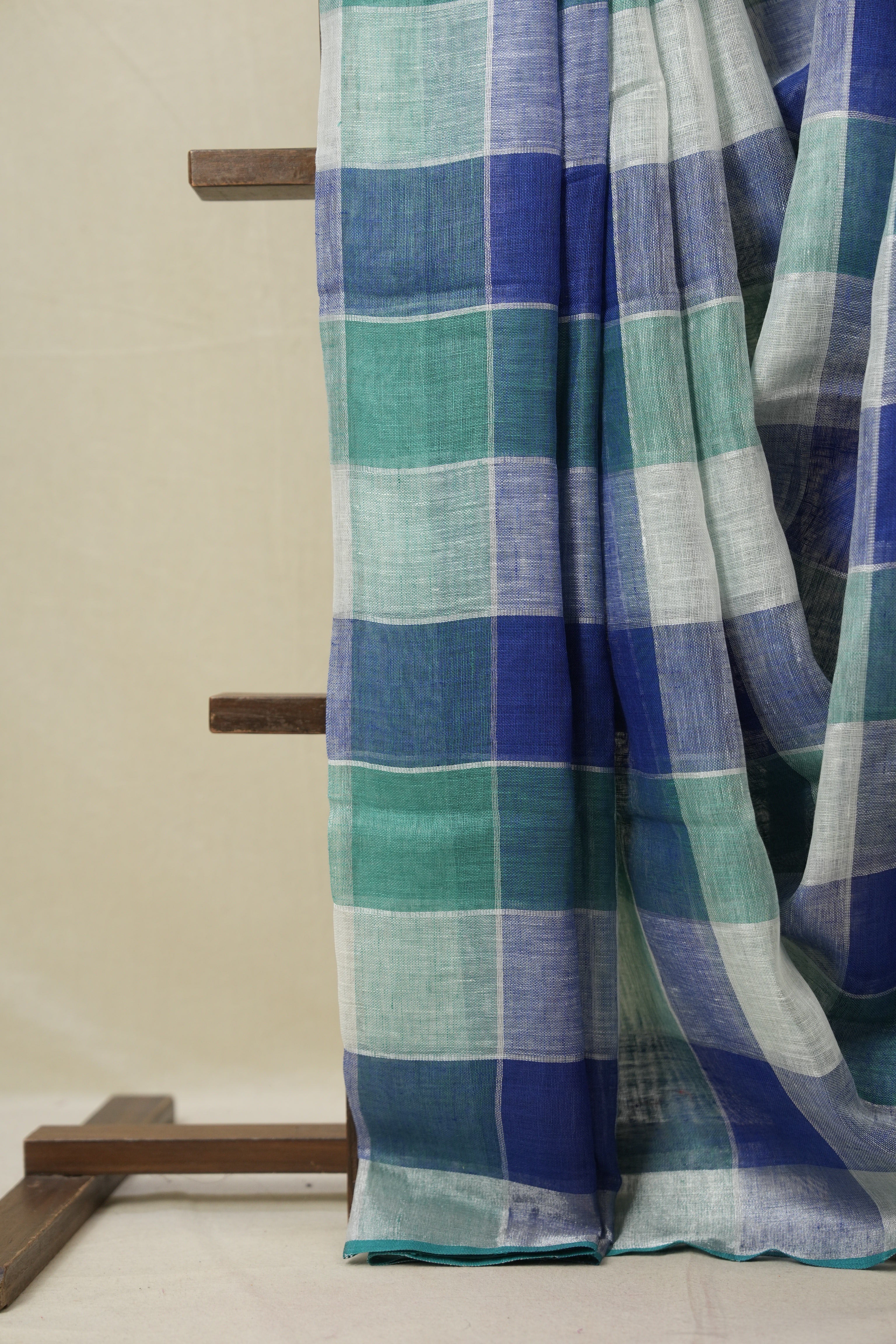Multicolor Linen Saree With Tassels - SRMLS495