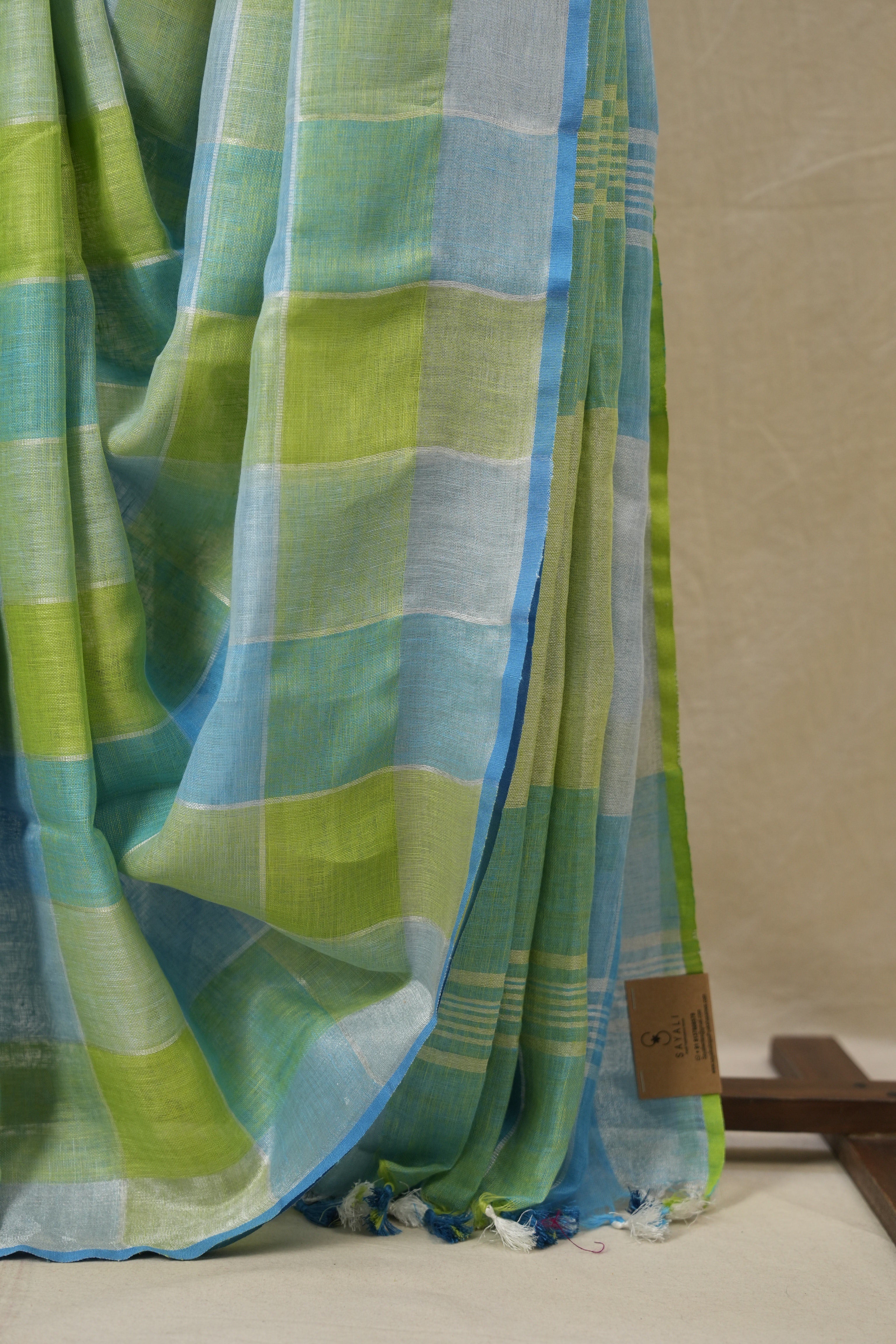 Multicolor Linen Saree With Tassels - SRMLS491