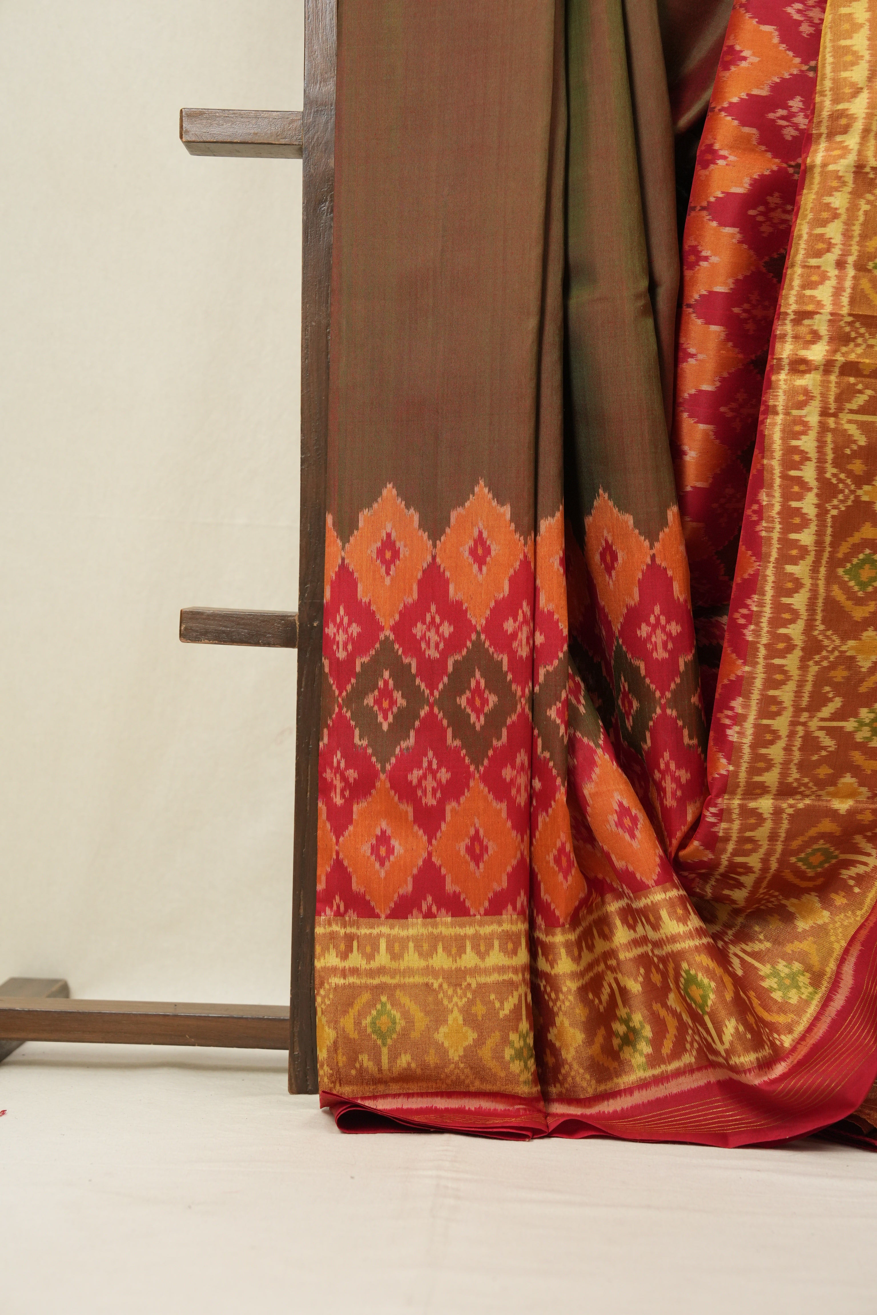 Moss Green Rajkot Patola Silk Saree - SRMGRPSS215