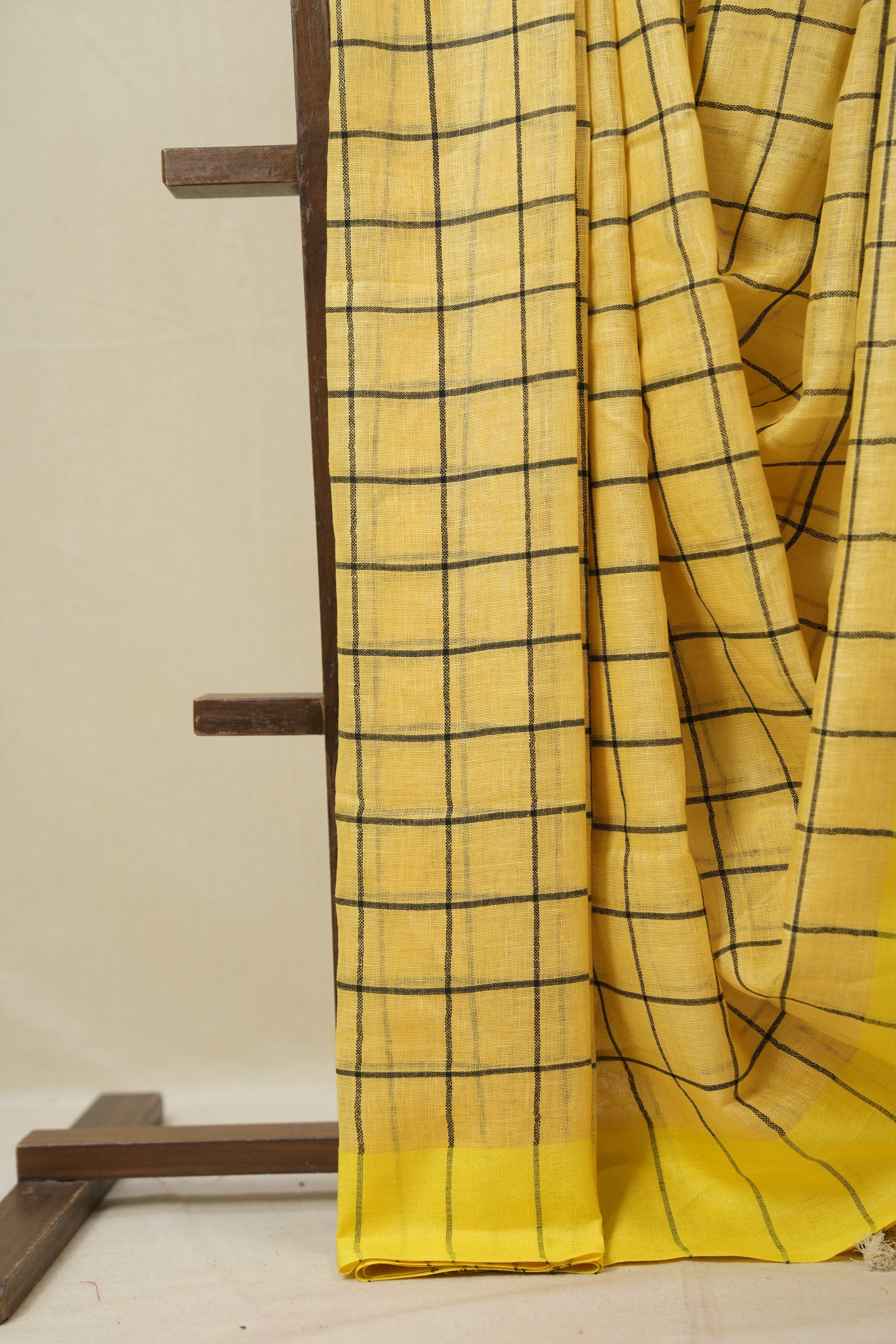 Cream Yellow Linen Saree With Tassels - SRCYLS480