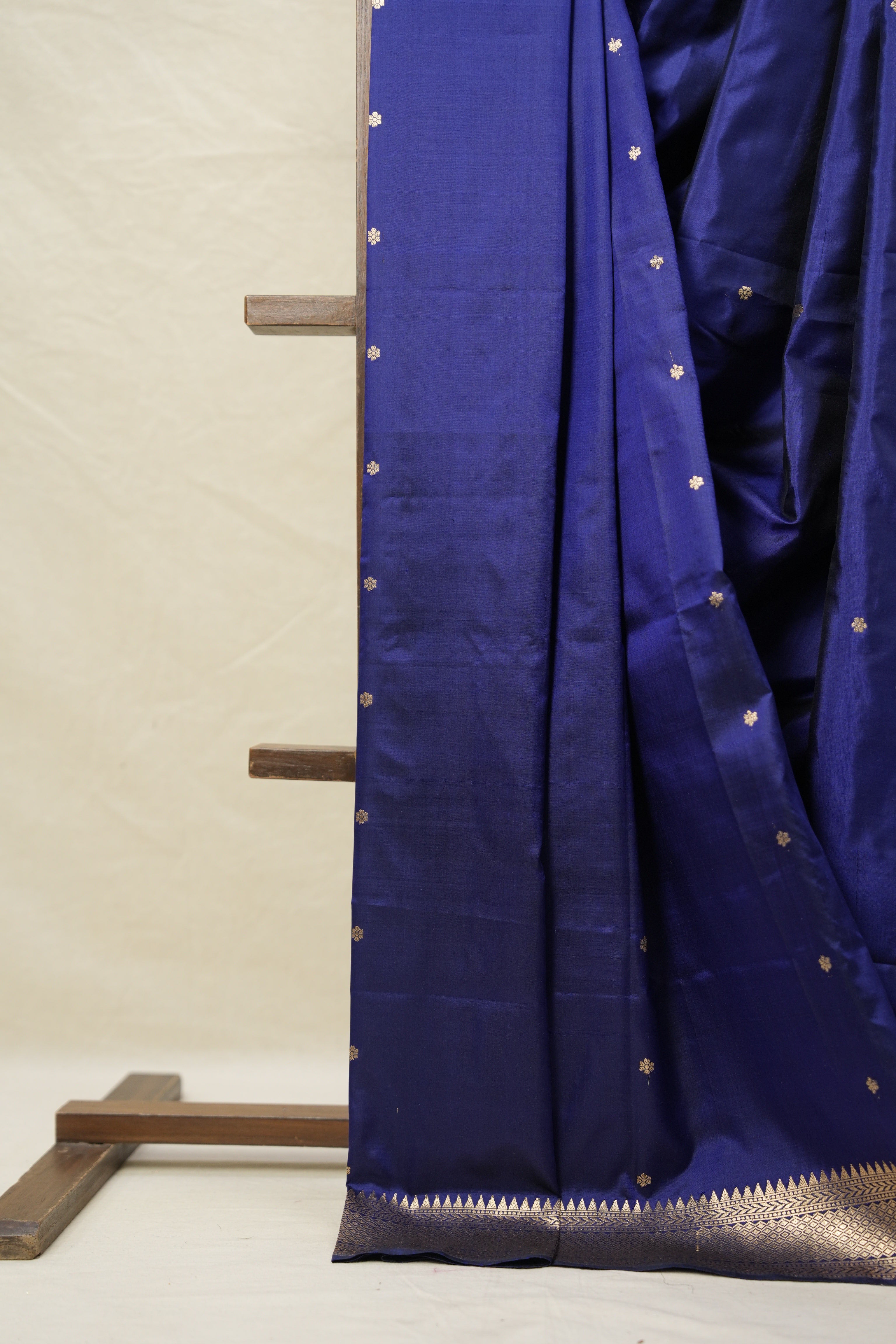 Navy Blue Banarasi Silk Saree - SRNBBSS860