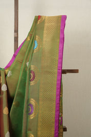 Green Gadwal Silk Saree - SRGGSS326