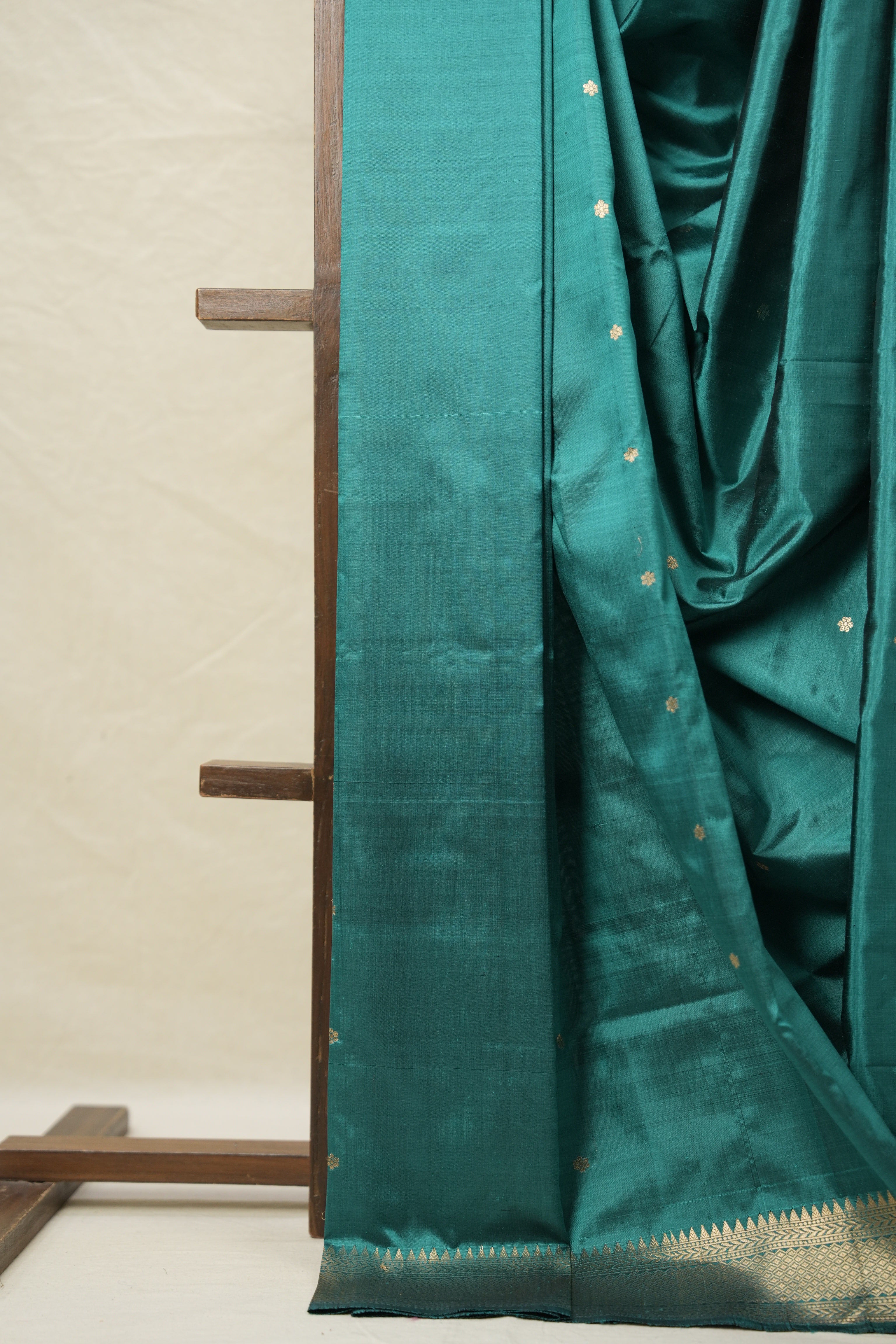 Rama Green Banarasi Silk Saree - SRRGBSS863