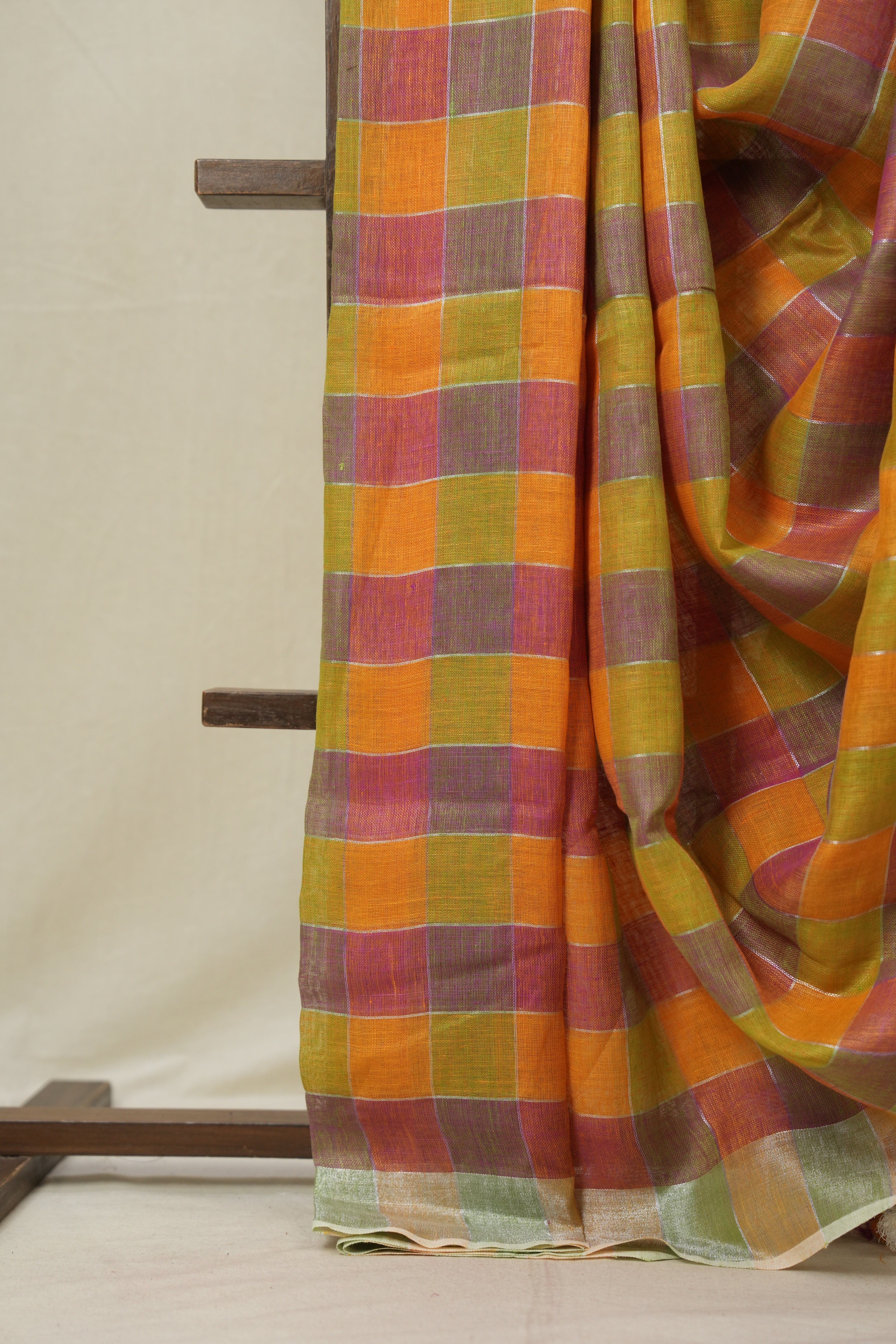 Multicolor Linen Saree With Tassels - SRMLS498