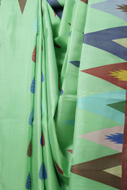 Parrot Green Gadwal Silk Saree - SRPGGSS306